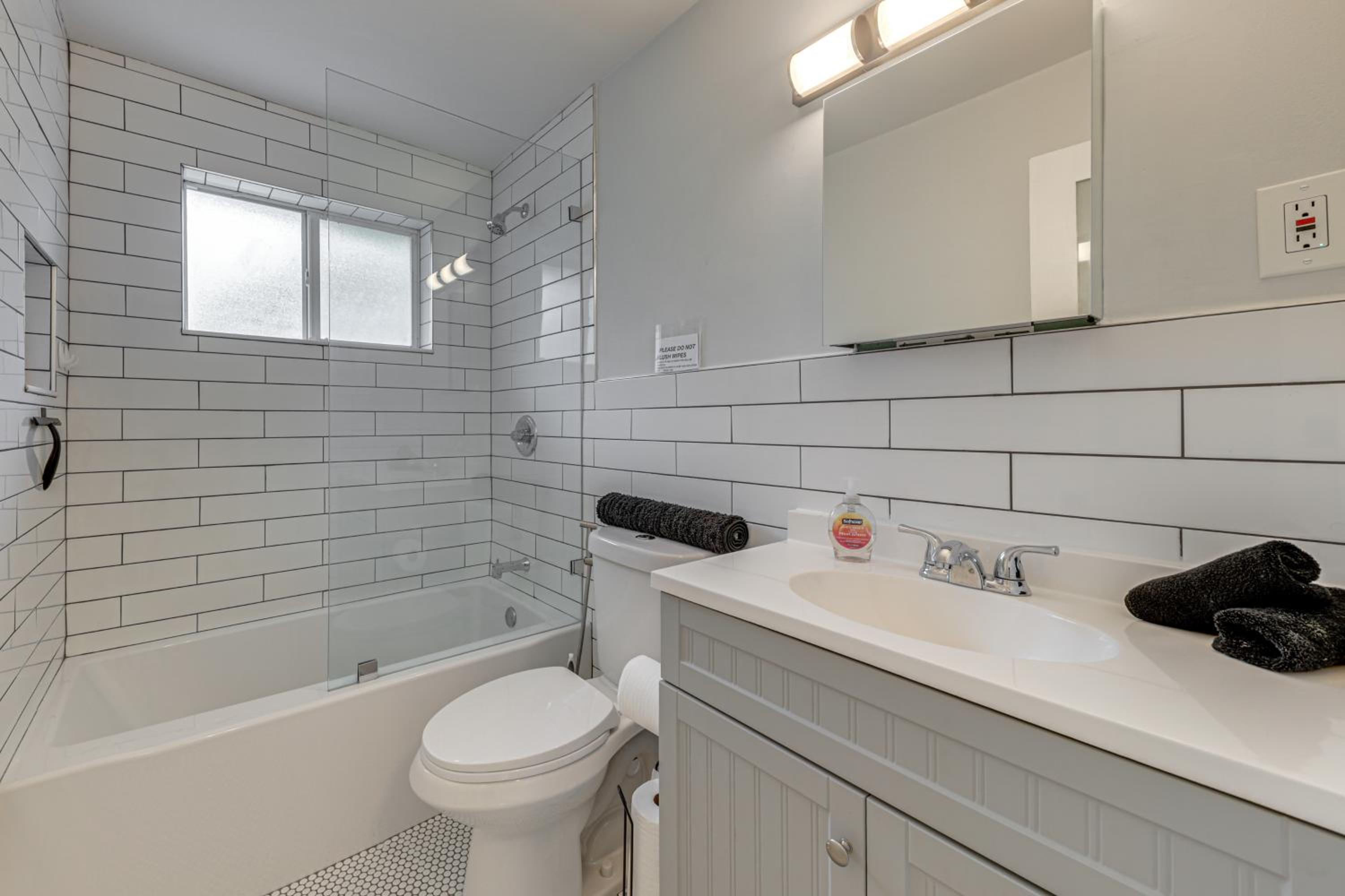 Walkable Island City Oasis with Private Heated Pool!