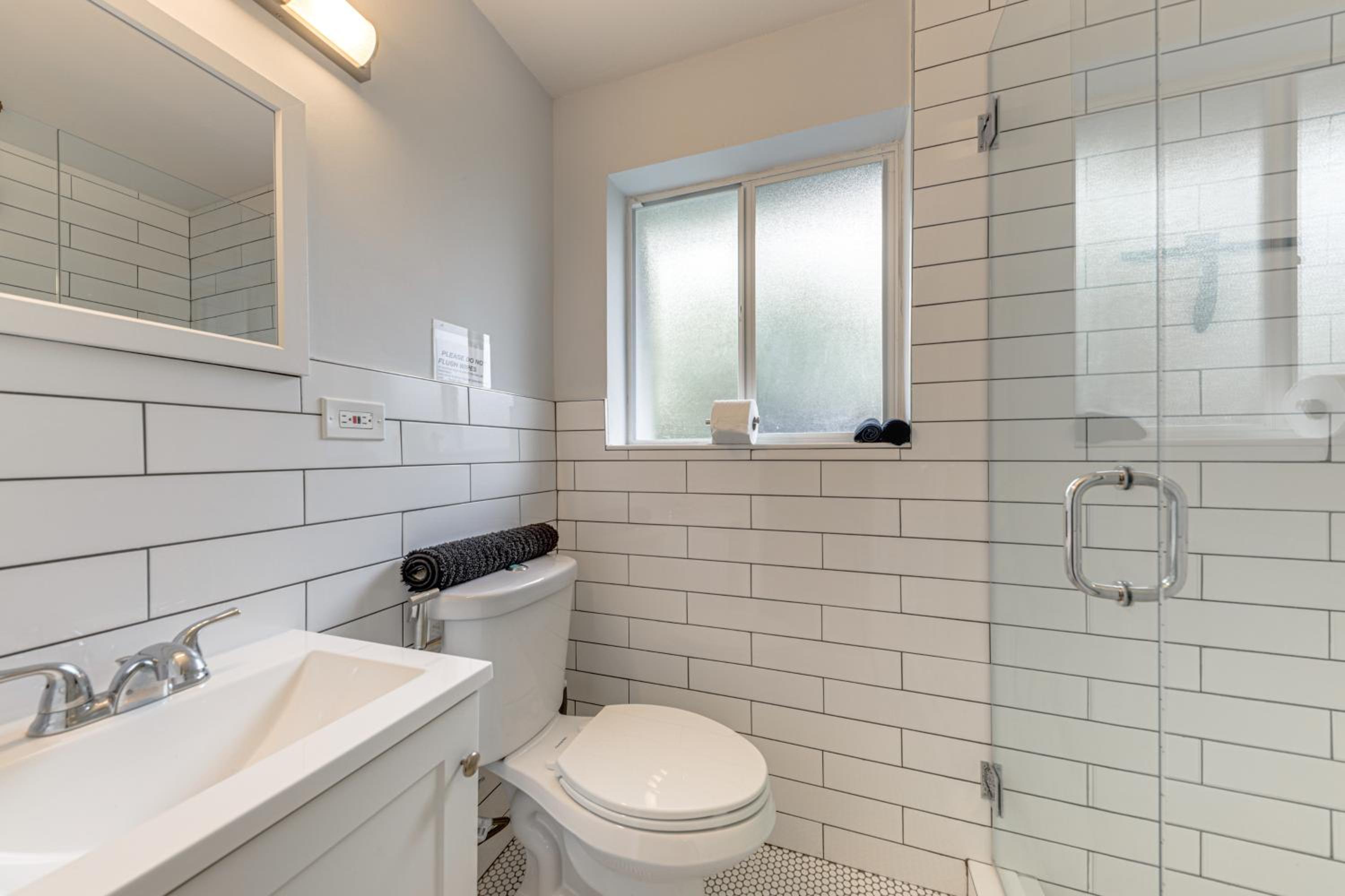 Walkable Island City Oasis with Private Heated Pool!
