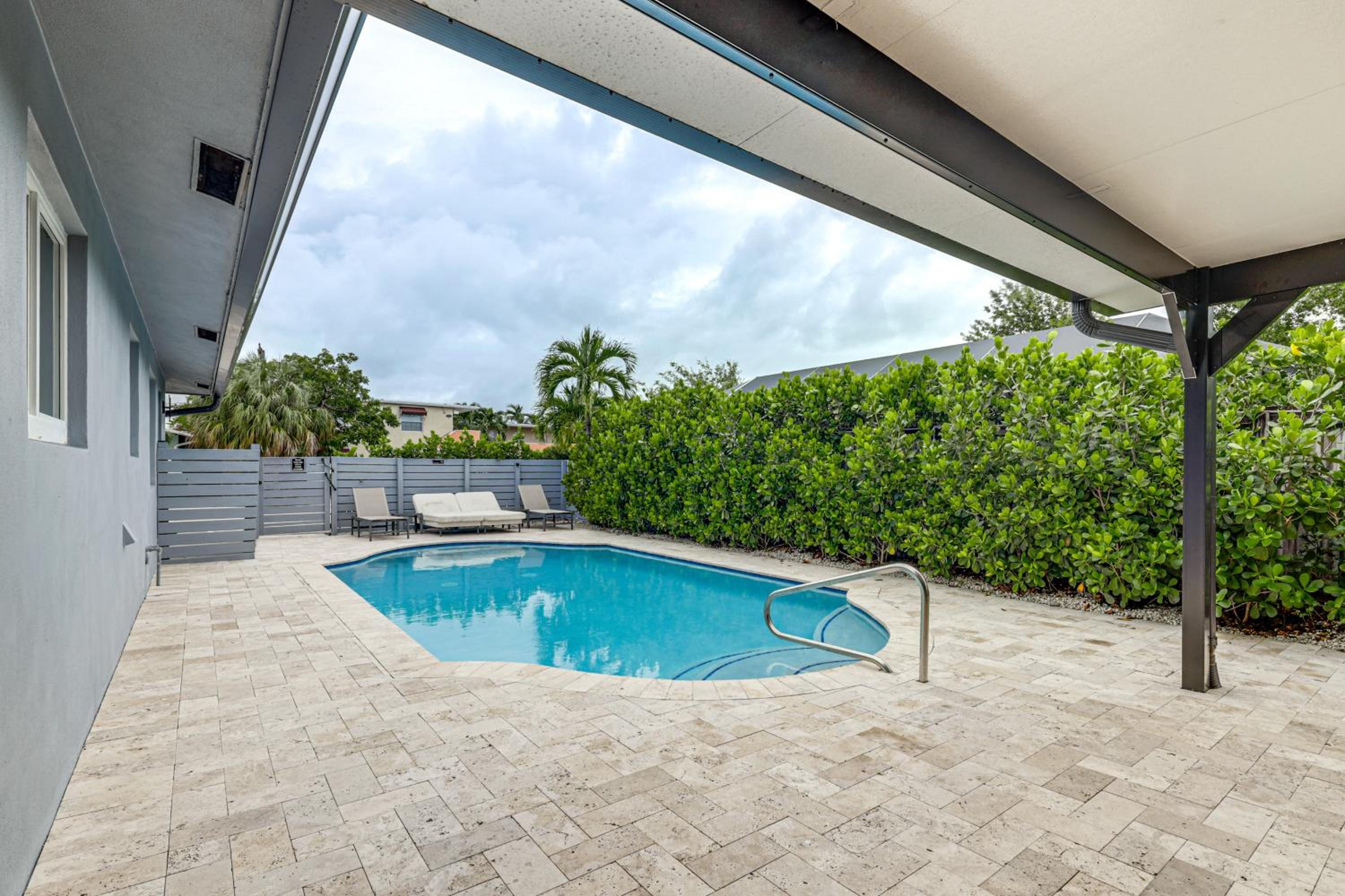 Walkable Island City Oasis with Private Heated Pool!