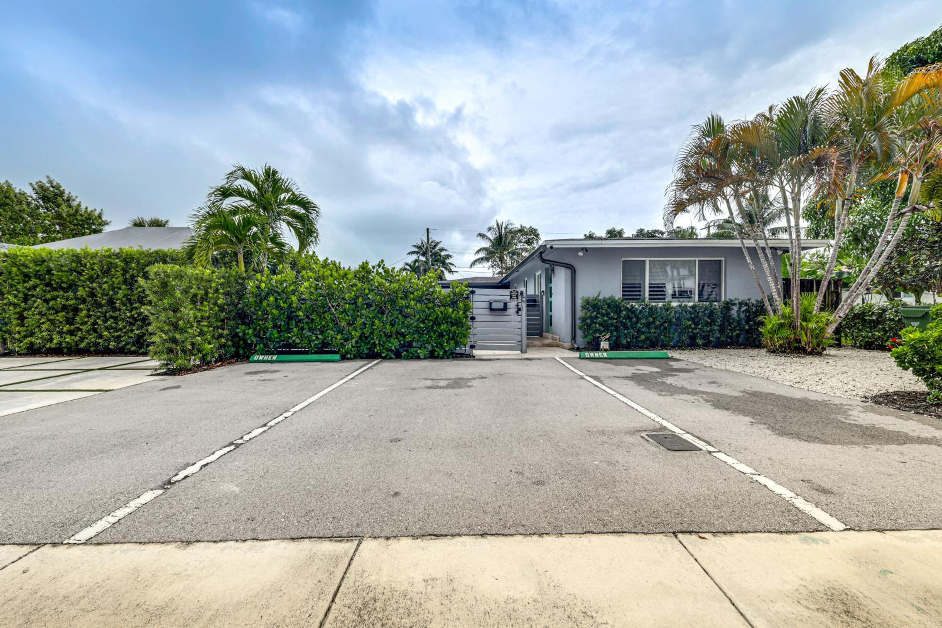 Walkable Island City Oasis with Private Heated Pool!