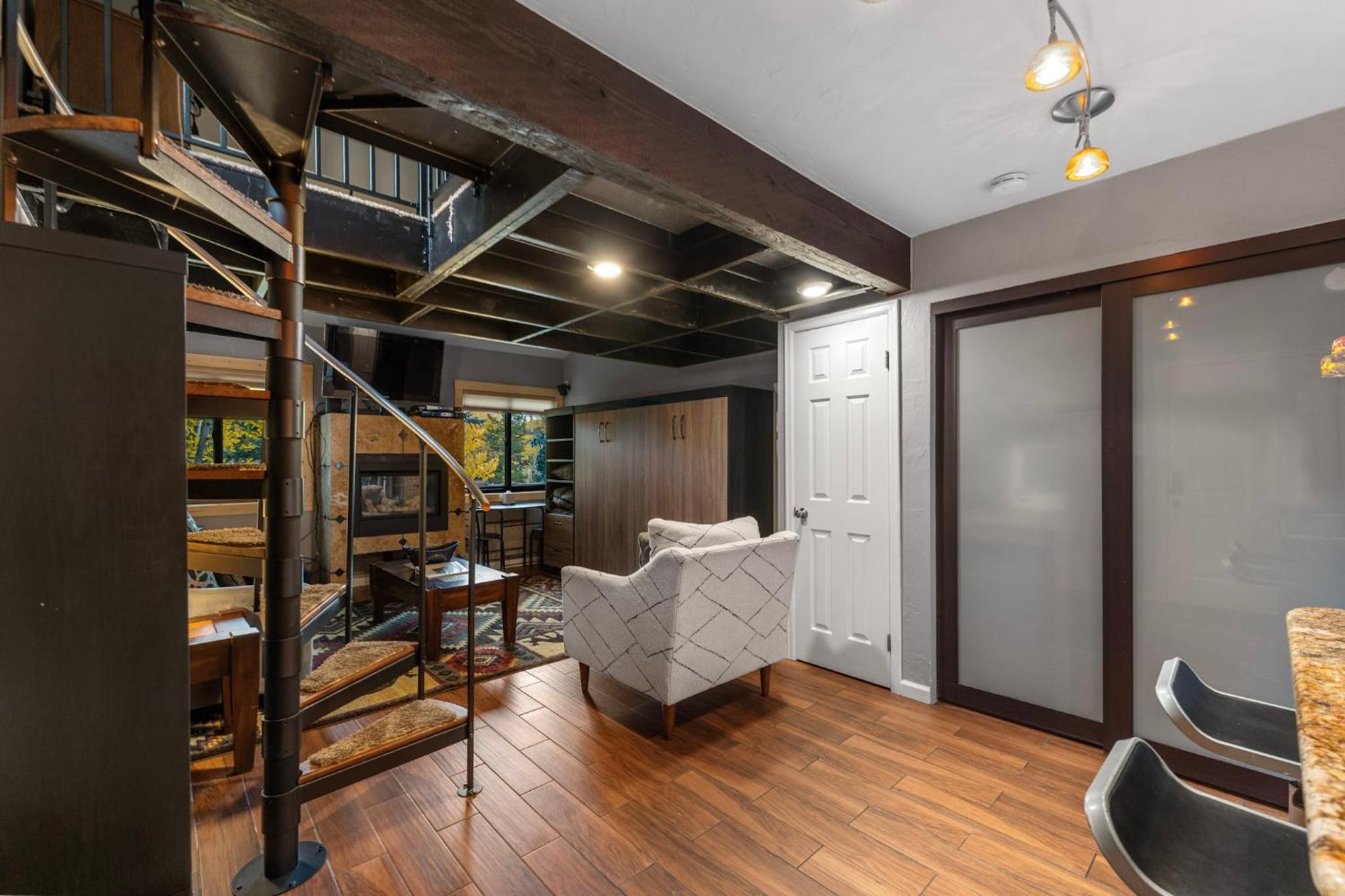 Retreat Condo 5