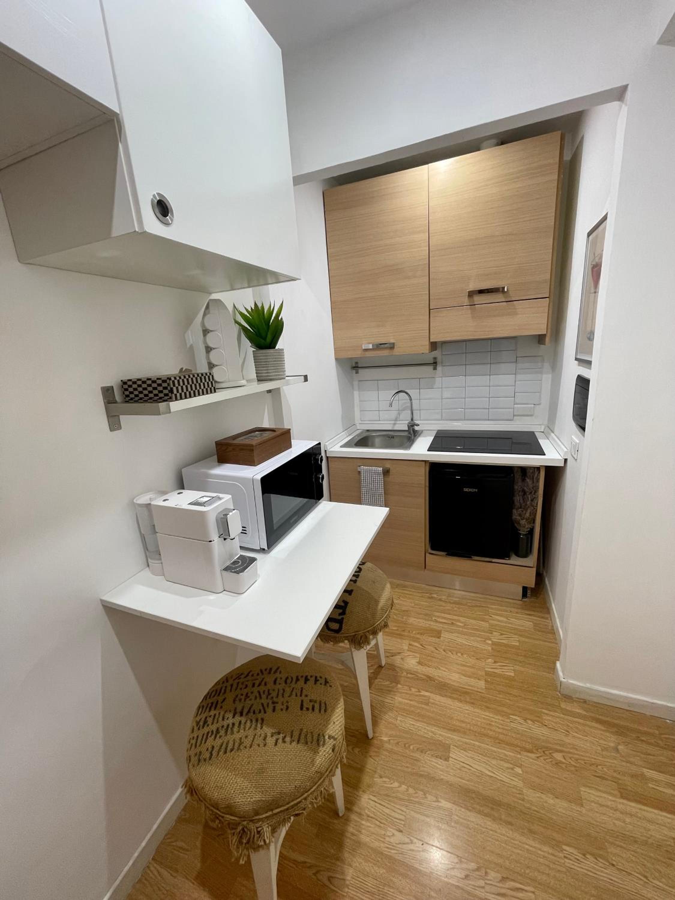 DOMUS I Cozy Apt -20 min from Colosseum