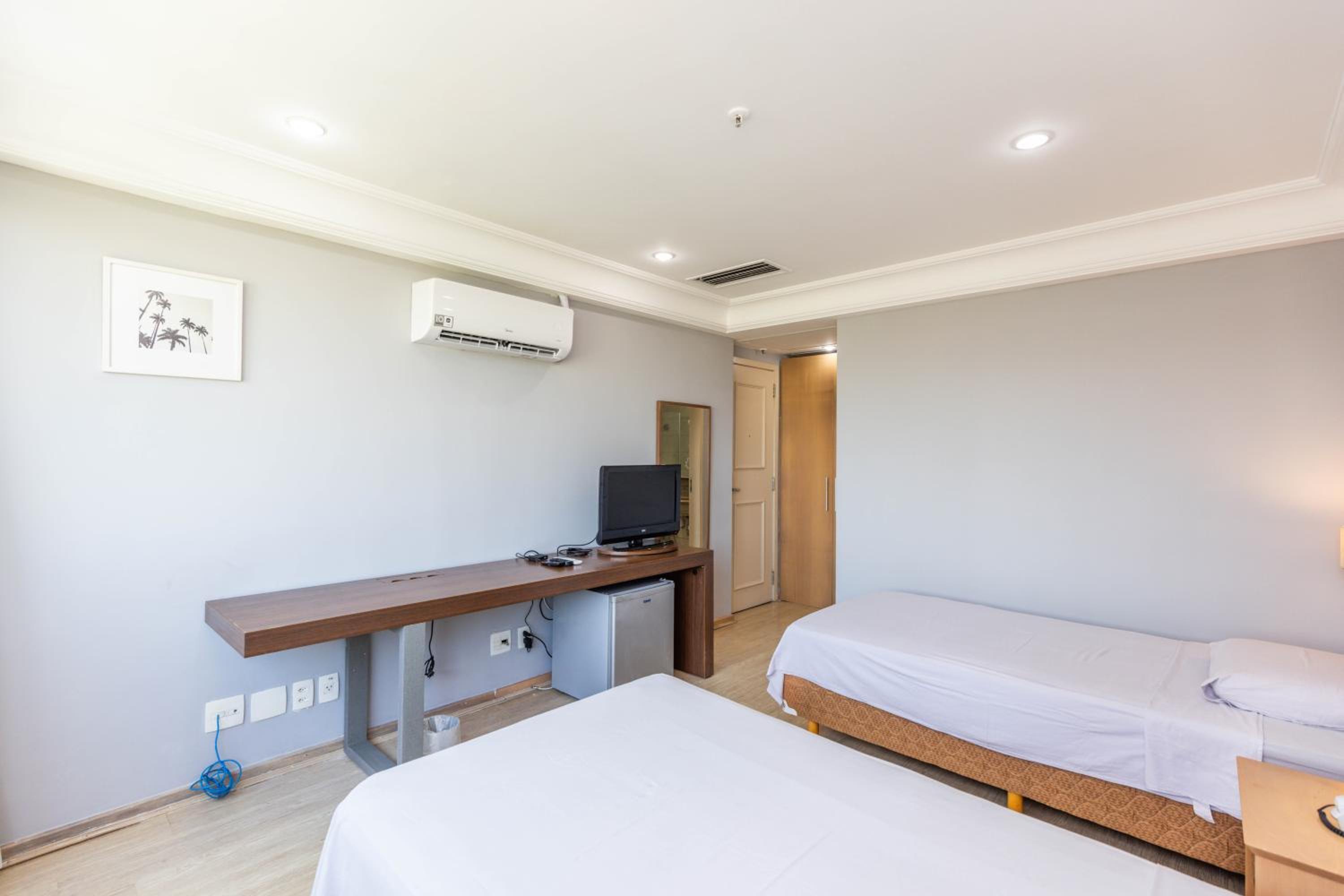 Mediterrâneo Barra - Convenience and comfort!