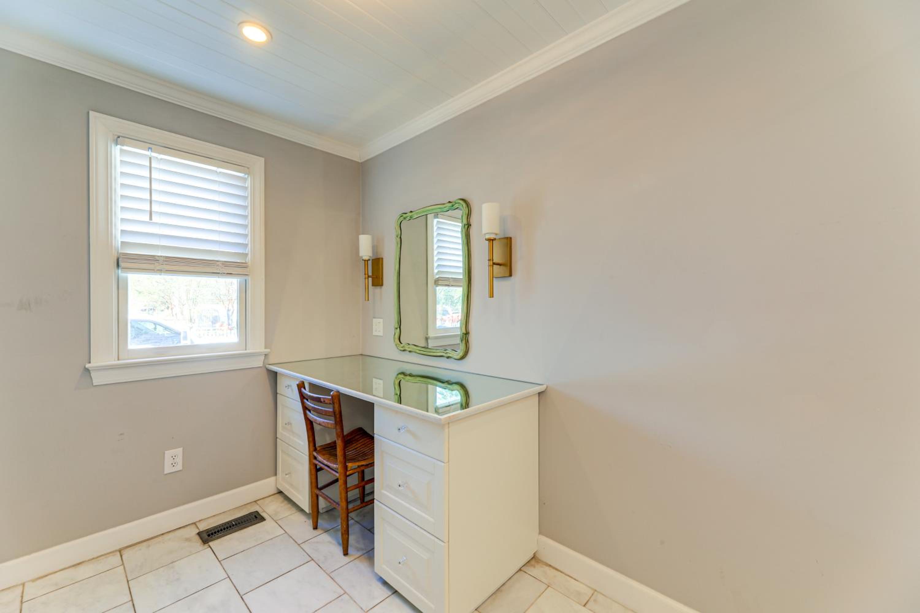 Spacious New Bern Home with Yard 2 Mi to Riverfront