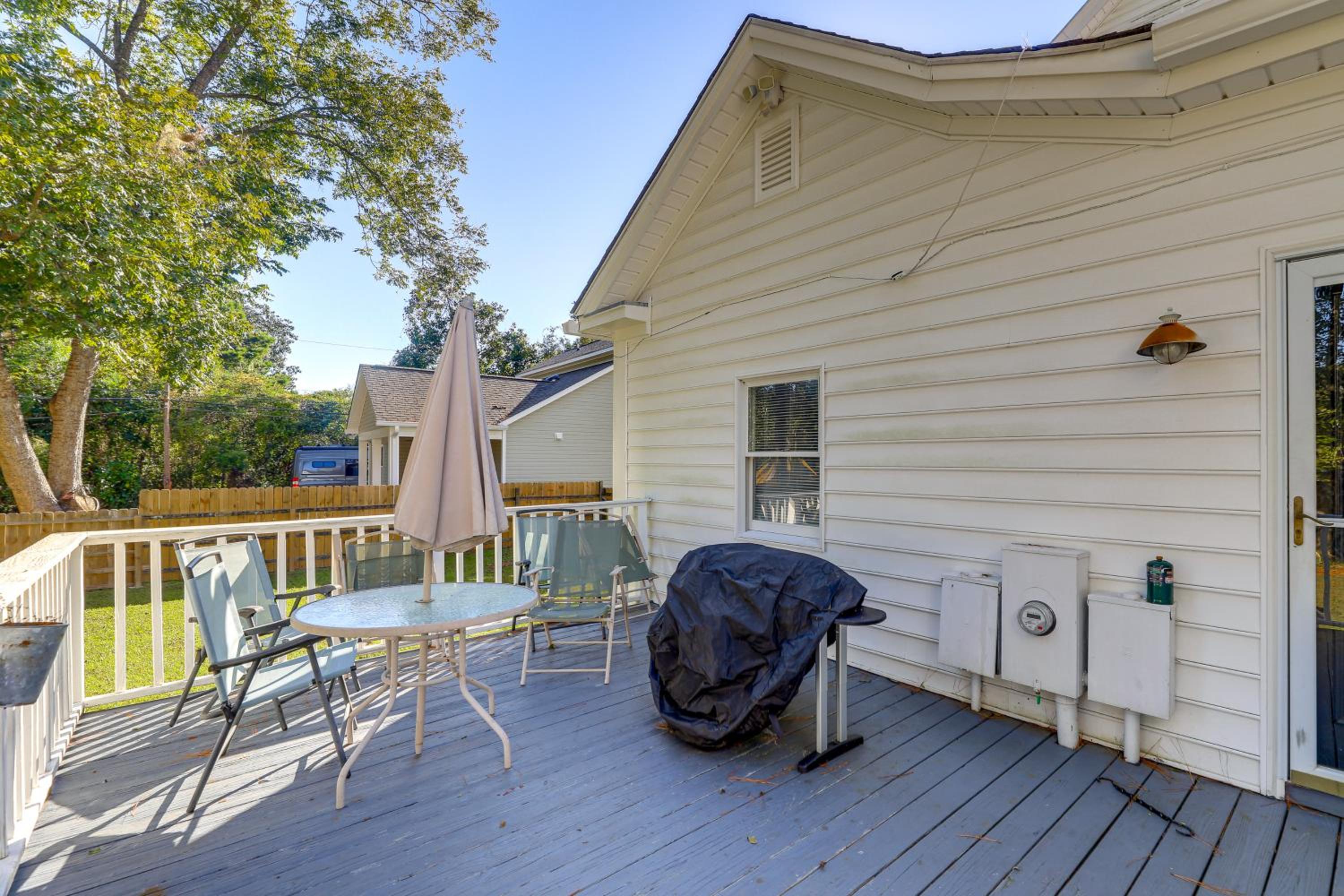 Spacious New Bern Home with Yard 2 Mi to Riverfront