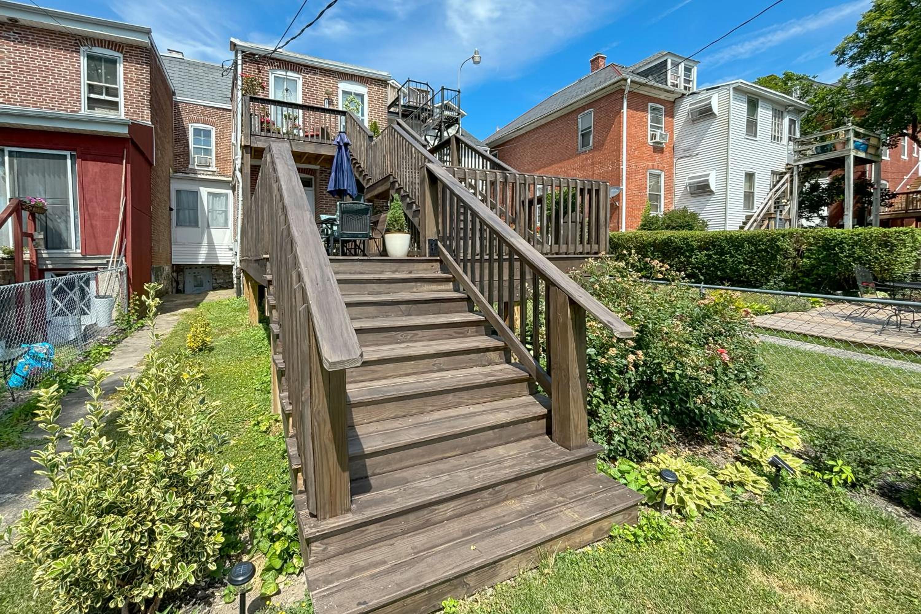 Walkable Rental in Dtwn Gettysburg Pet-Friendly!