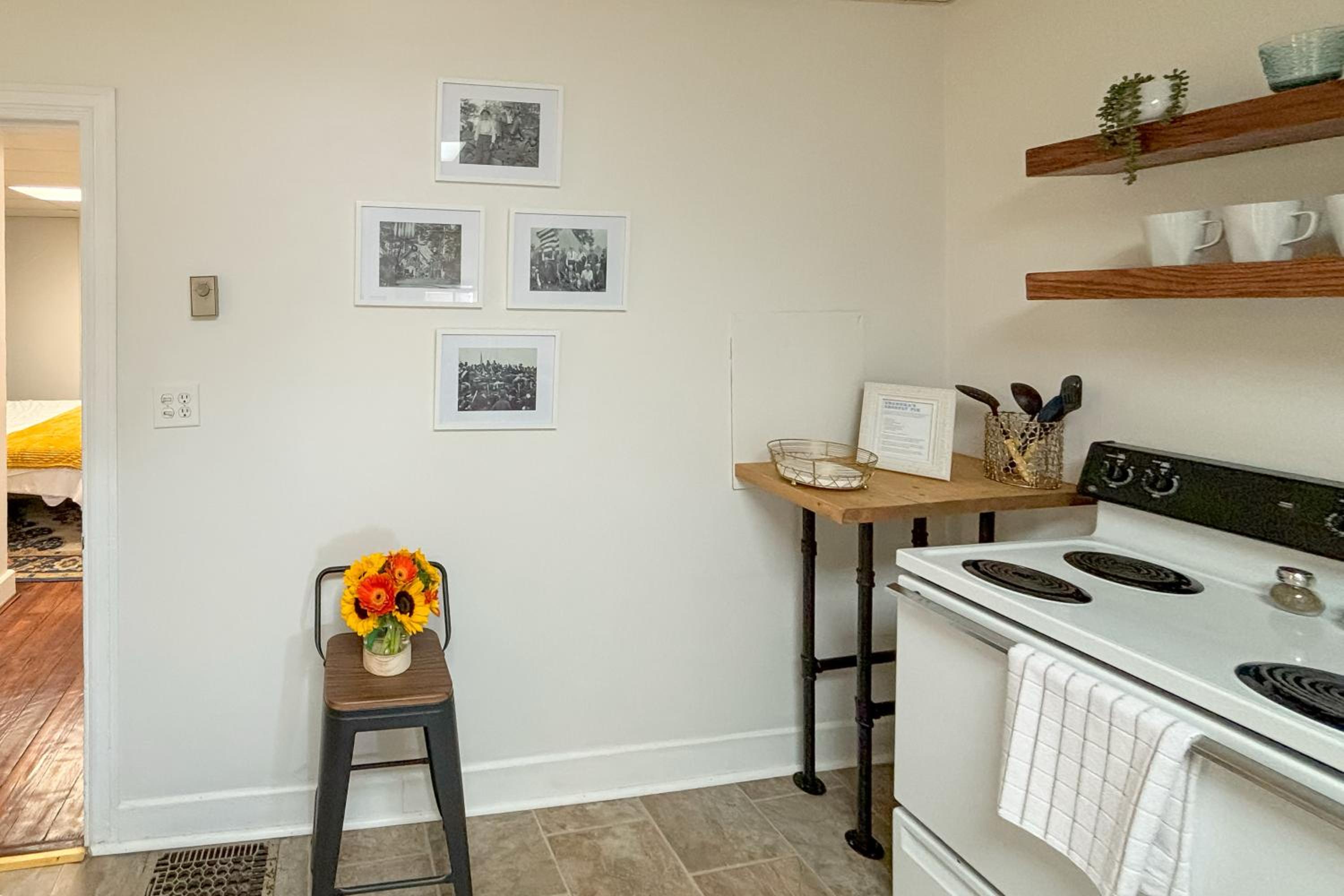 Walkable Rental in Dtwn Gettysburg Pet-Friendly!
