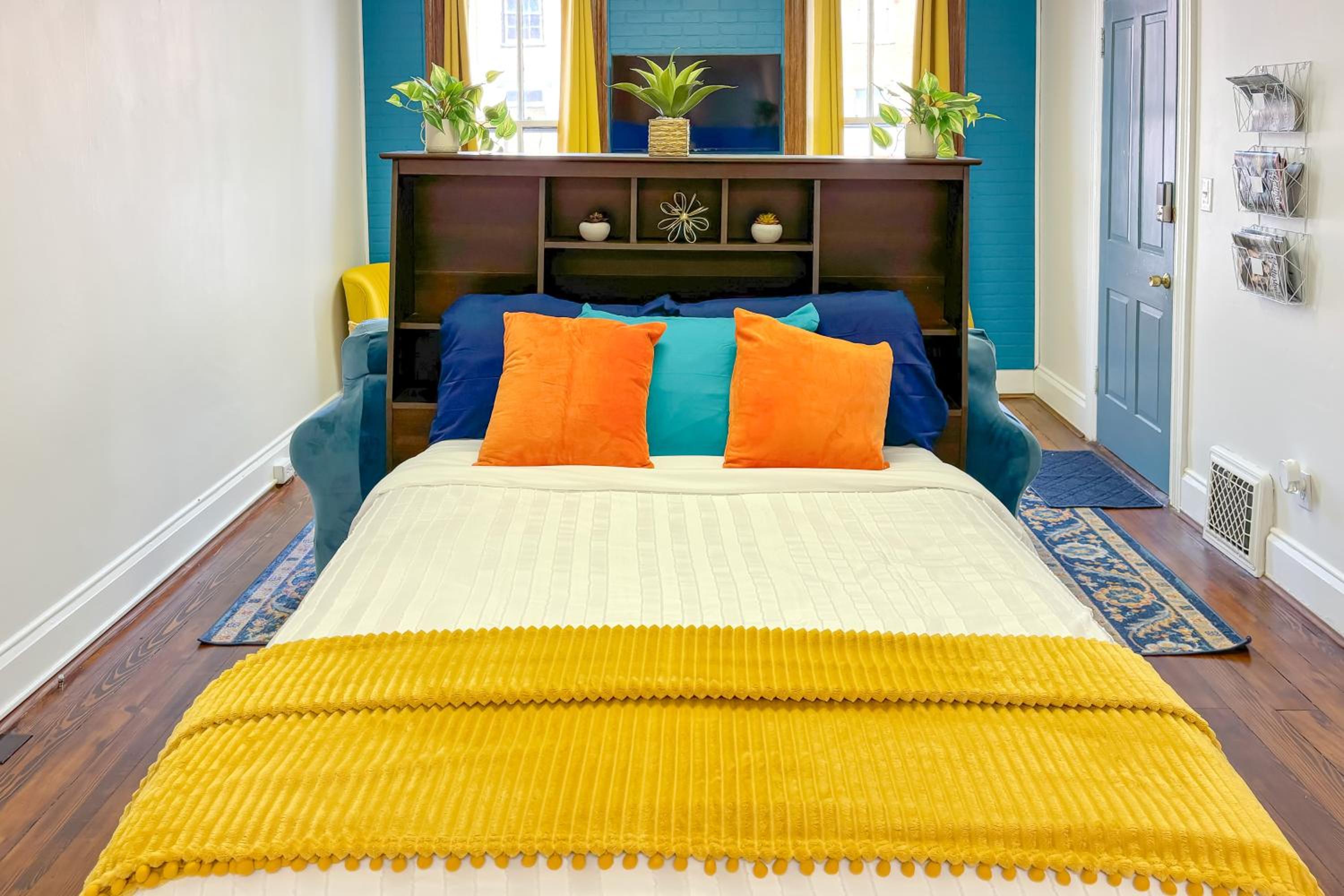 Walkable Rental in Dtwn Gettysburg Pet-Friendly!