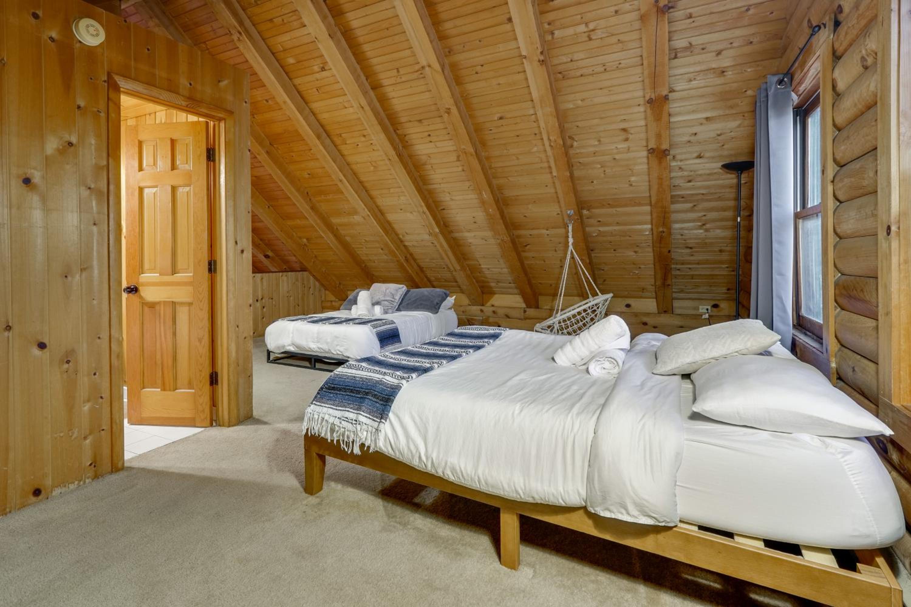 Year-Round Outdoor Adventures Poconos Hideaway