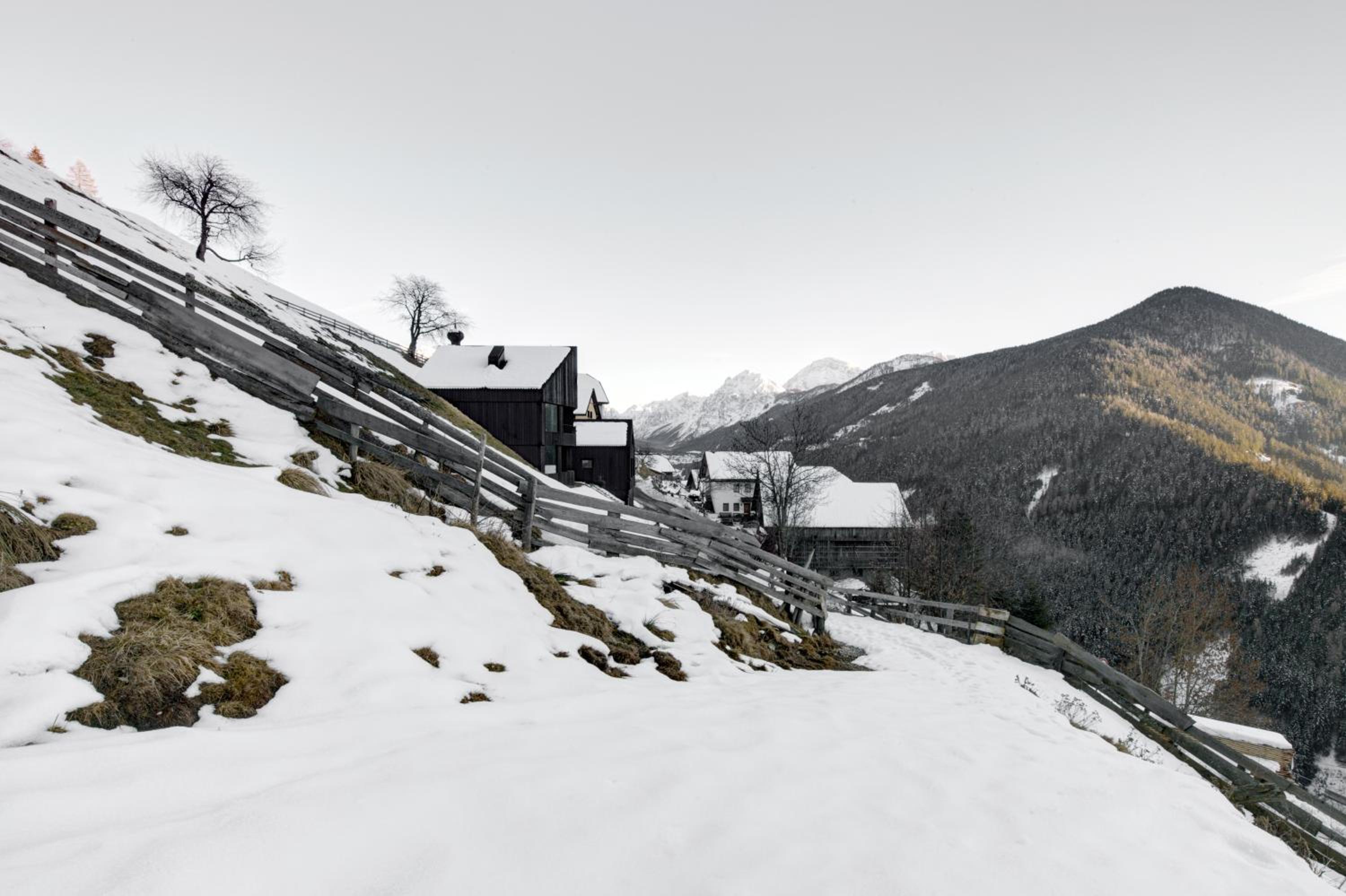 La Pedevilla - Design Chalet - Dolomites