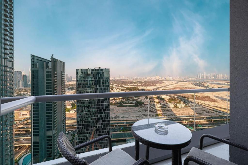 Damac Maison Mall Street! 2 Bedroom, 1-minute to Dubai Mall!