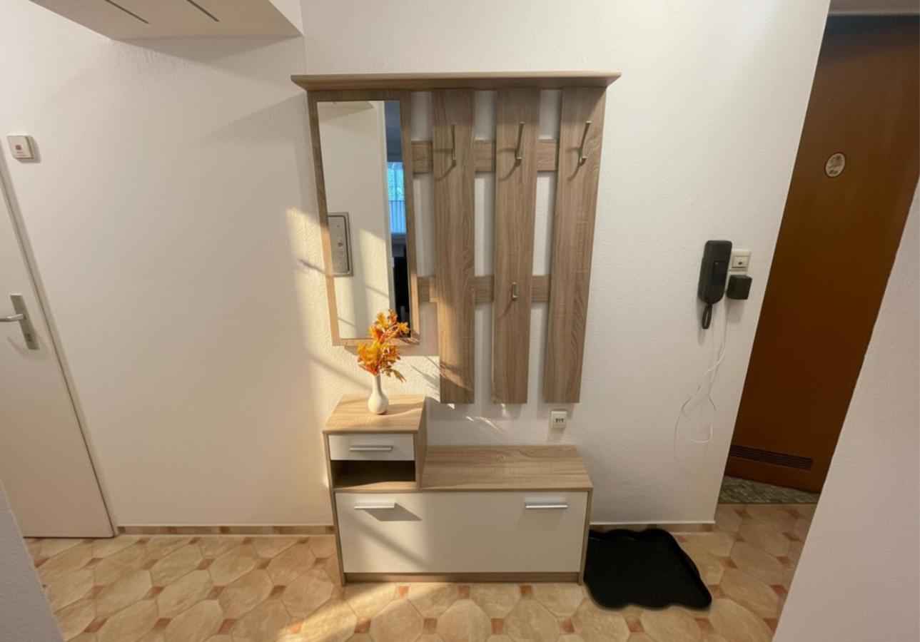 Rückzugsort mit Bergblick in Baiersbronn-Obertal - beheizter Wintergarten & kostenfreier Parkplatz - 70qm Ferienwohnung