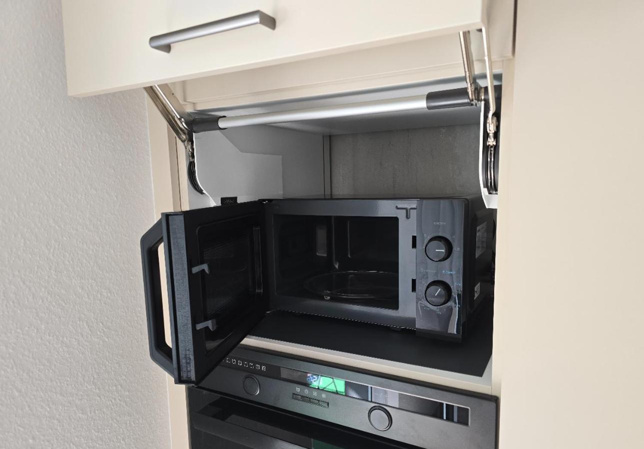Rückzugsort mit Bergblick in Baiersbronn-Obertal - beheizter Wintergarten & kostenfreier Parkplatz - 70qm Ferienwohnung