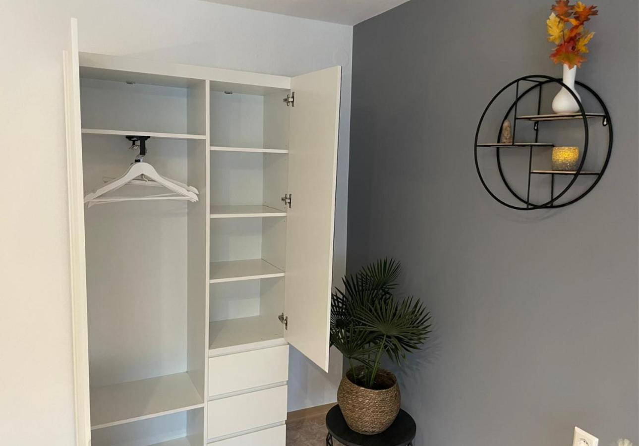 Rückzugsort mit Bergblick in Baiersbronn-Obertal - beheizter Wintergarten & kostenfreier Parkplatz - 70qm Ferienwohnung
