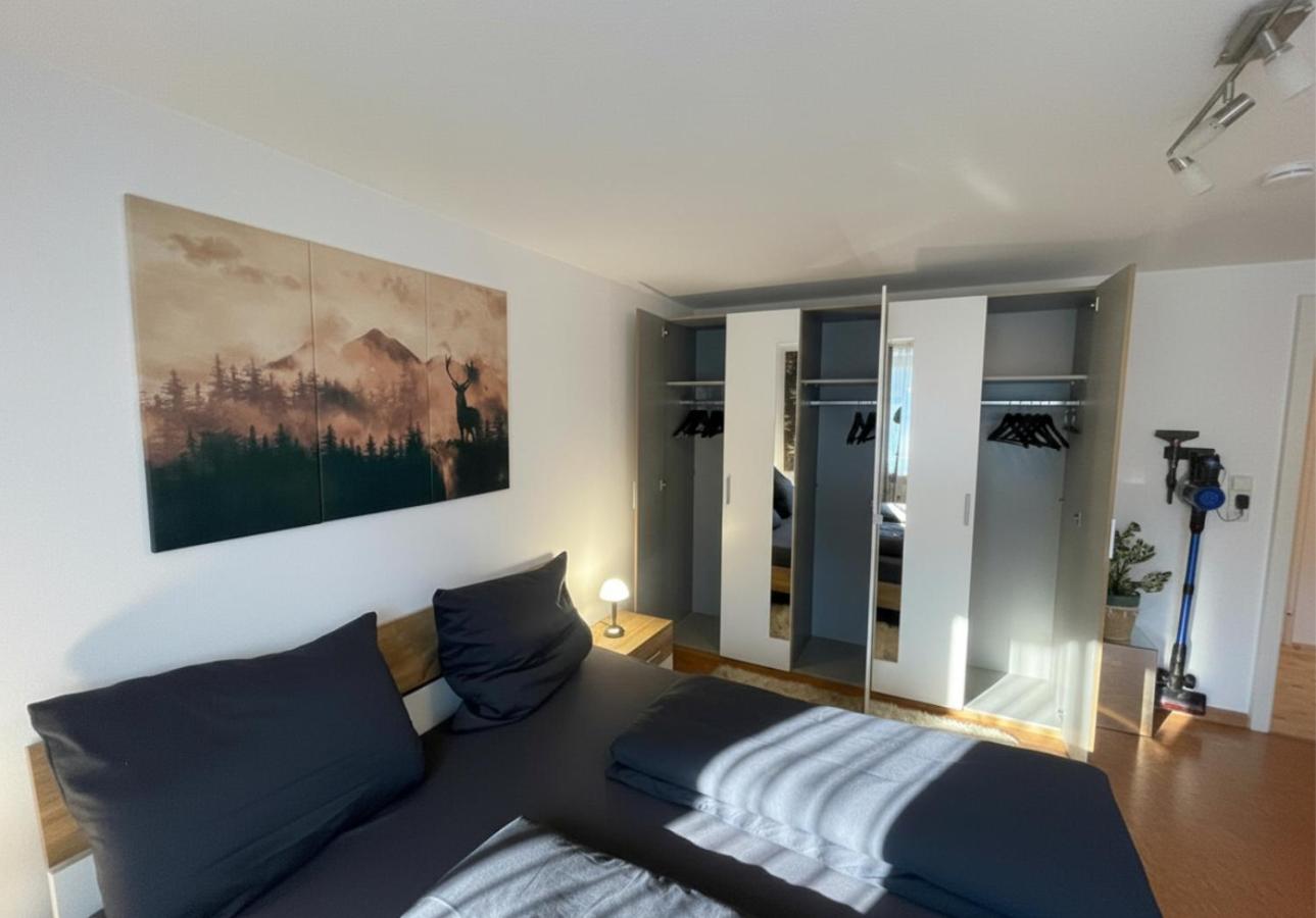 Rückzugsort mit Bergblick in Baiersbronn-Obertal - beheizter Wintergarten & kostenfreier Parkplatz - 70qm Ferienwohnung