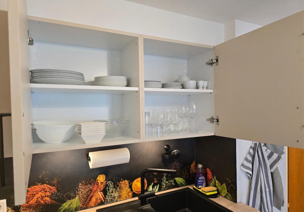 Rückzugsort mit Bergblick in Baiersbronn-Obertal - beheizter Wintergarten & kostenfreier Parkplatz - 70qm Ferienwohnung
