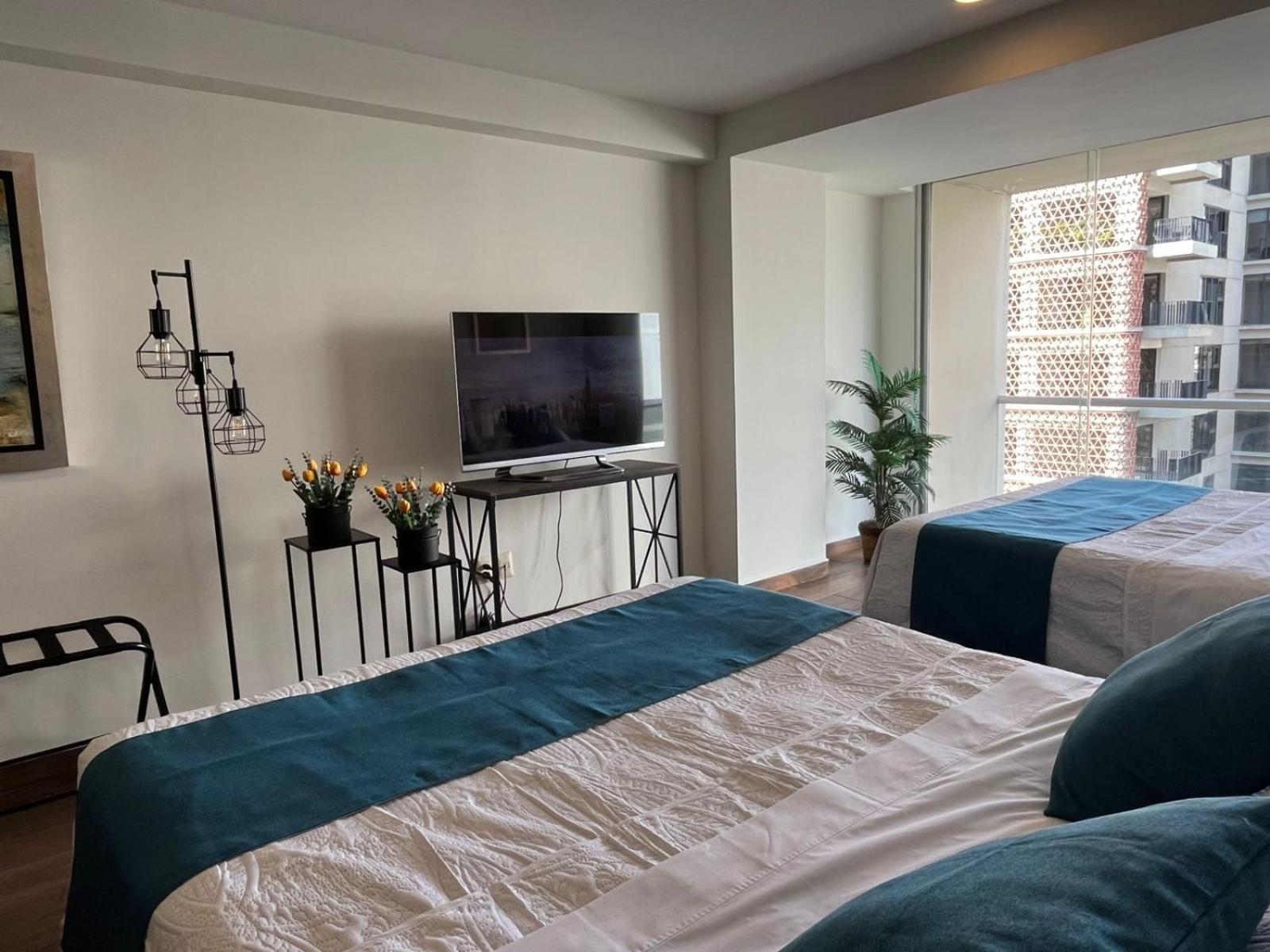 Suite ejecutiva, 2 Camas Queen, Gym, en Interlomas