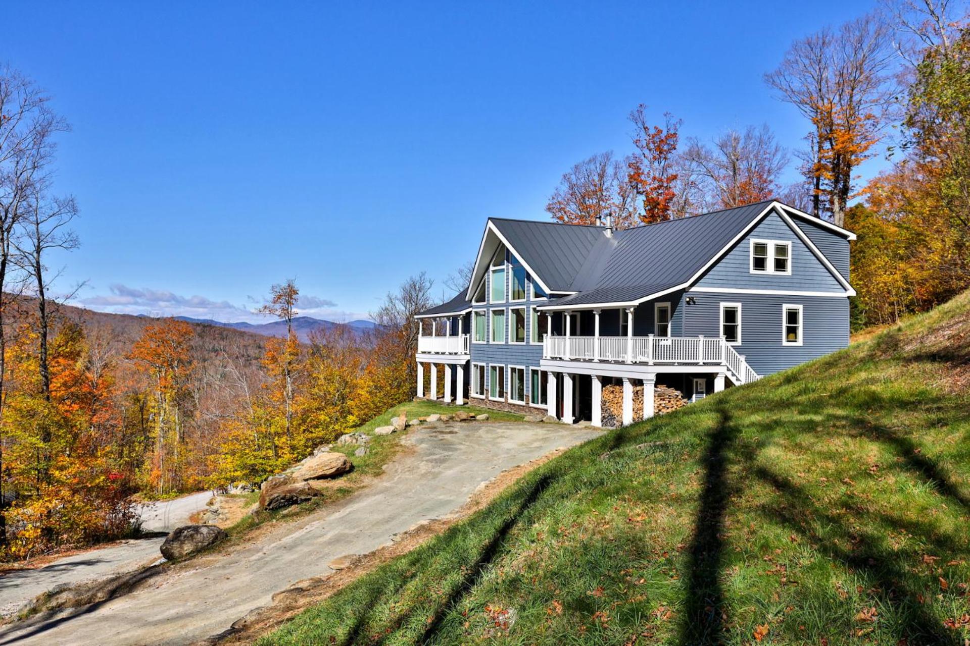 Big Boulder at Killington - Renovated Home with Hot Tub, Sauna, and Views