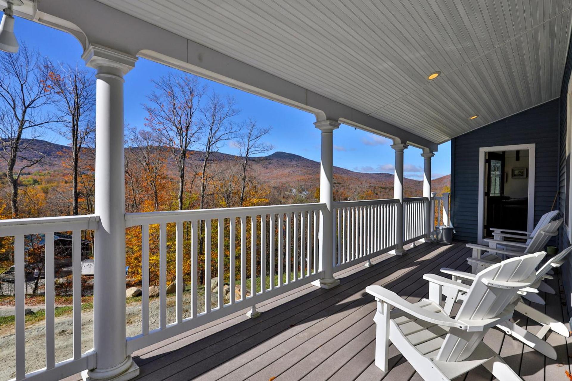 Big Boulder at Killington - Renovated Home with Hot Tub, Sauna, and Views