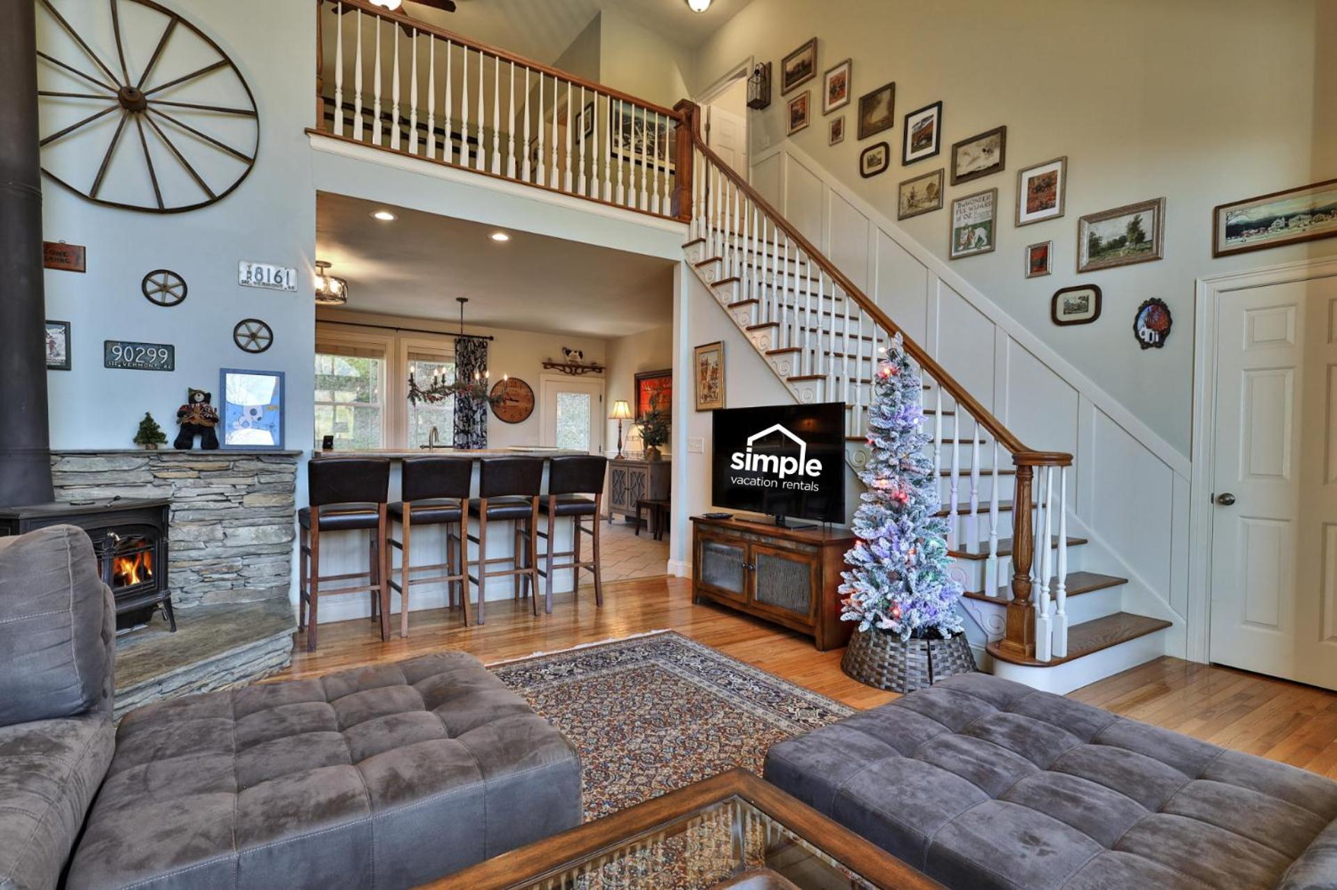 Big Boulder at Killington - Renovated Home with Hot Tub, Sauna, and Views