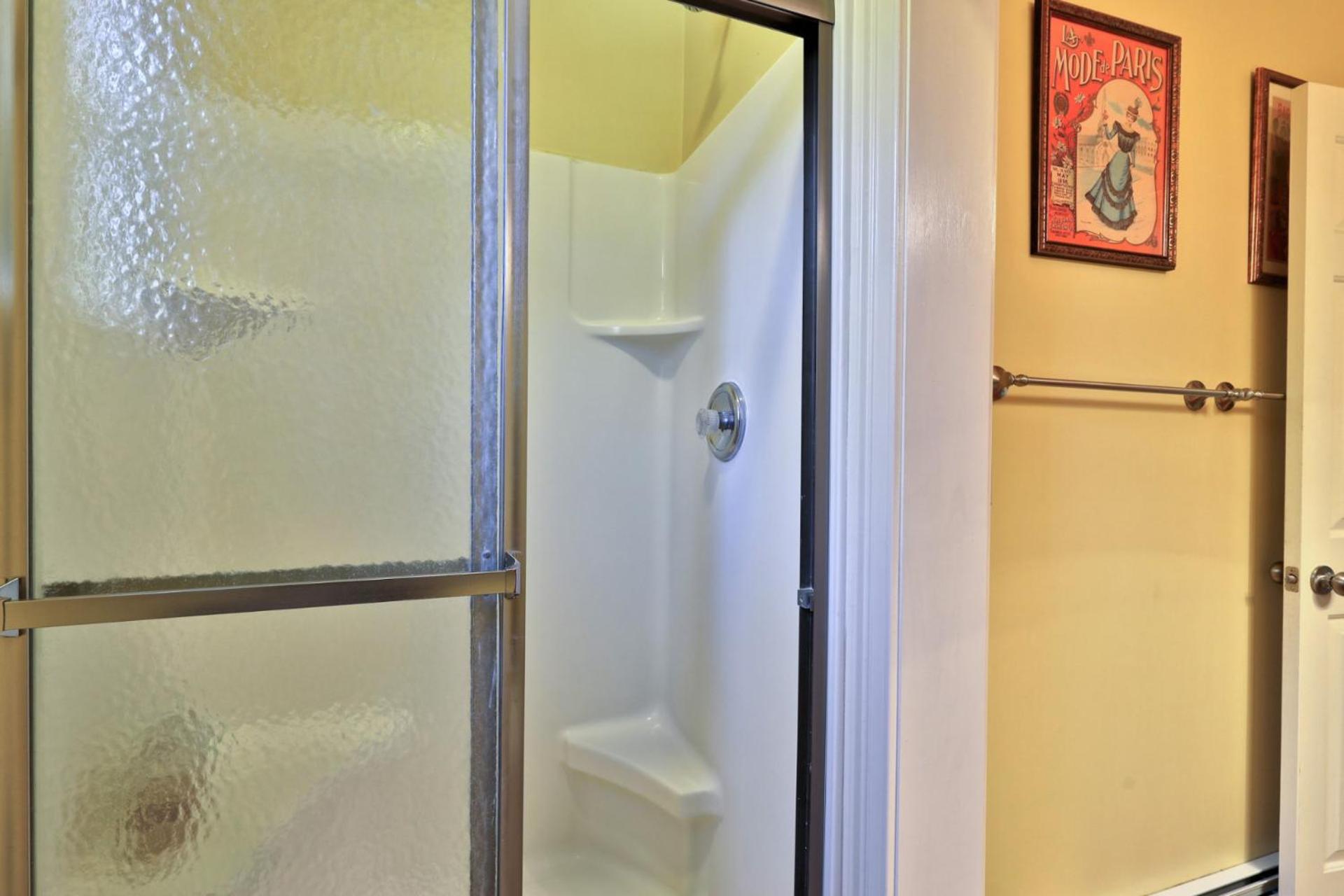 Big Boulder at Killington - Renovated Home with Hot Tub, Sauna, and Views