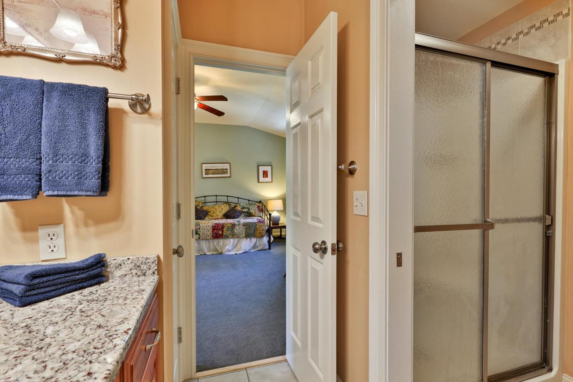 Big Boulder at Killington - Renovated Home with Hot Tub, Sauna, and Views