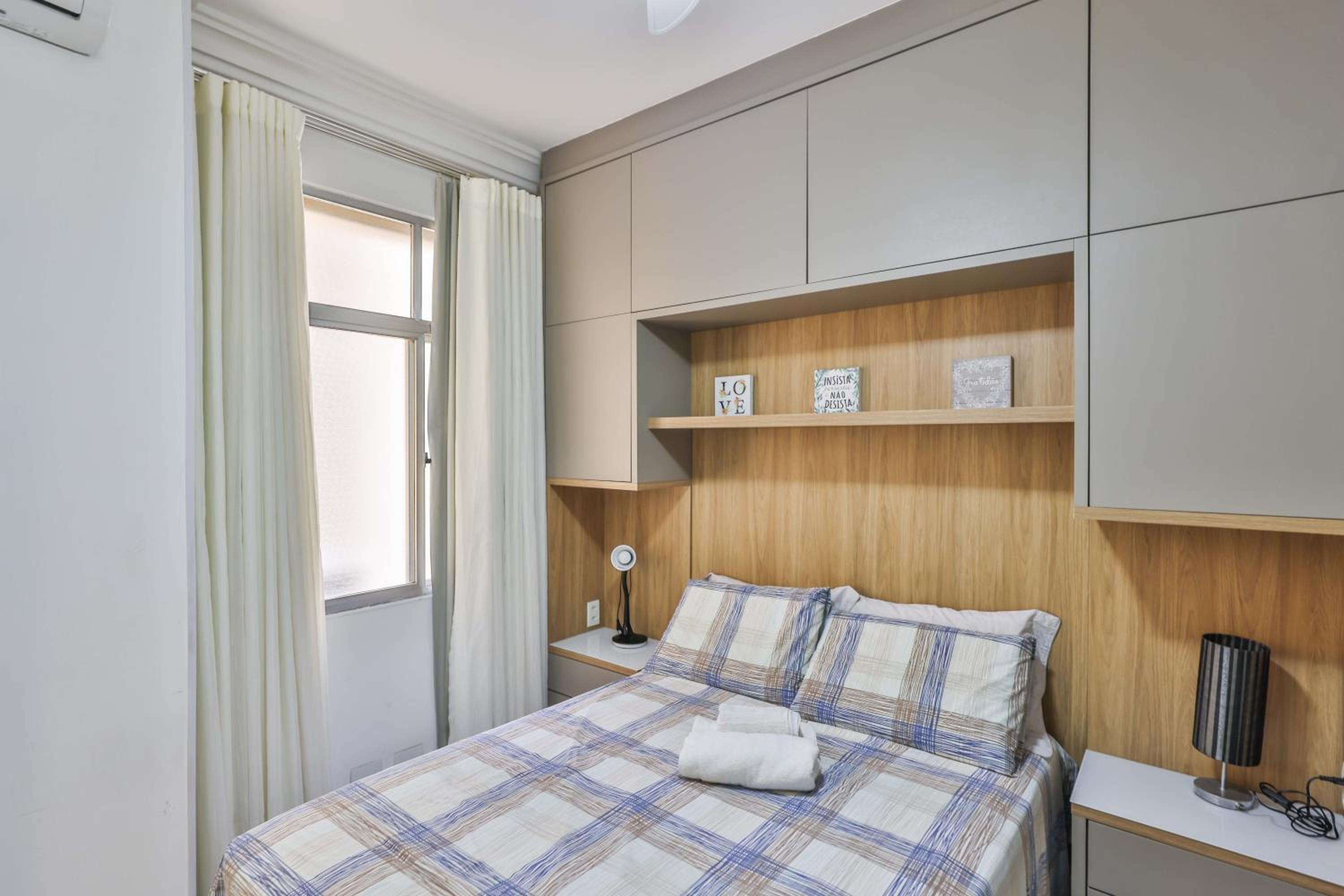 Luxurious Copacabana - 5 mins away to the beach!