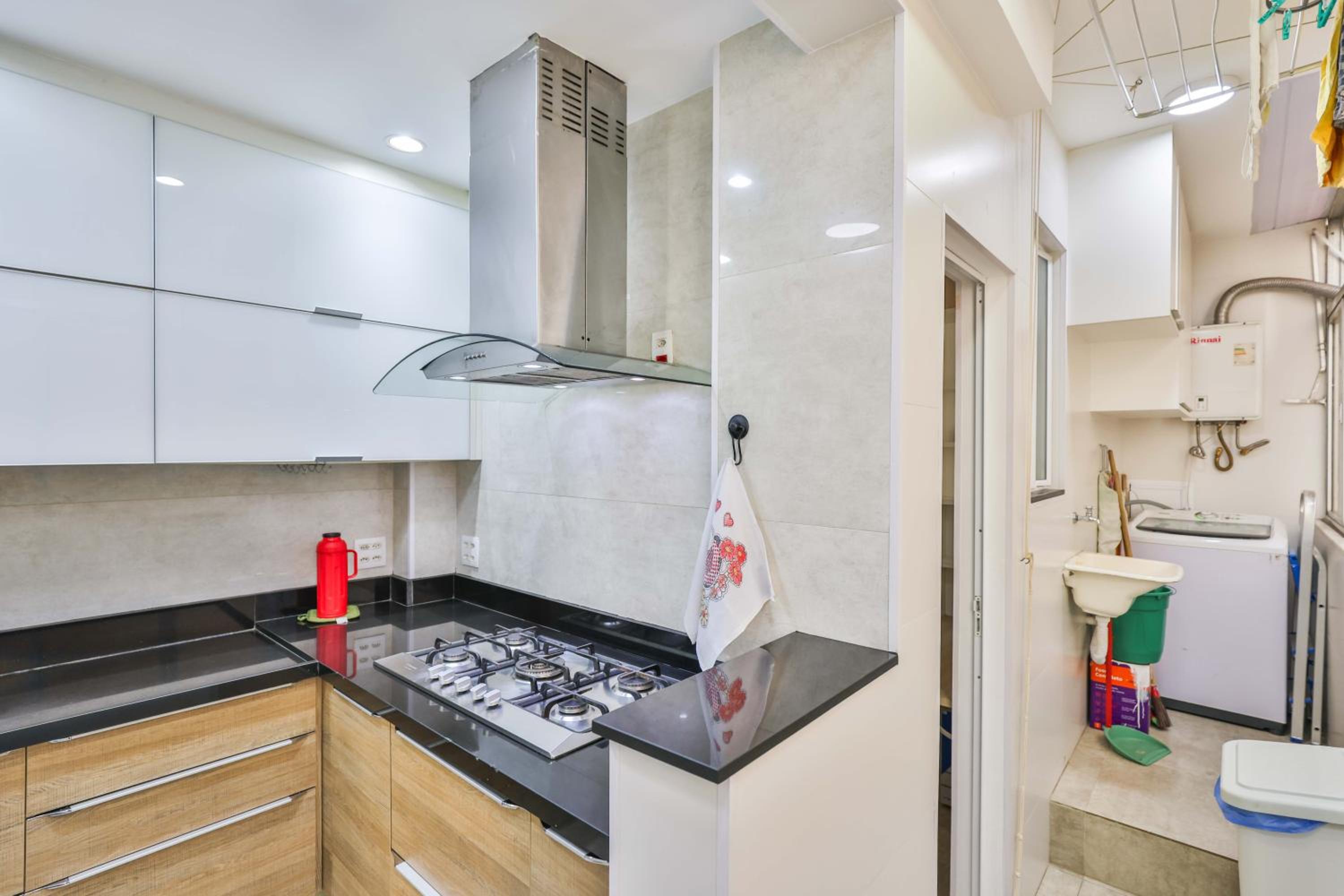 Luxurious Copacabana - 5 mins away to the beach!