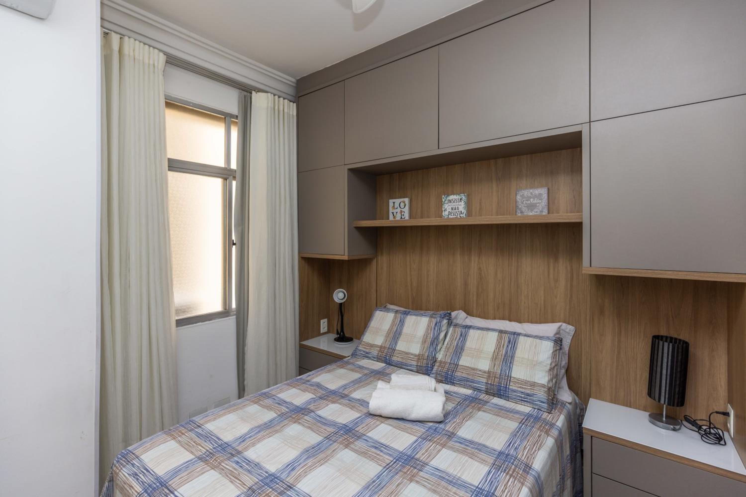 Luxurious Copacabana - 5 mins away to the beach!