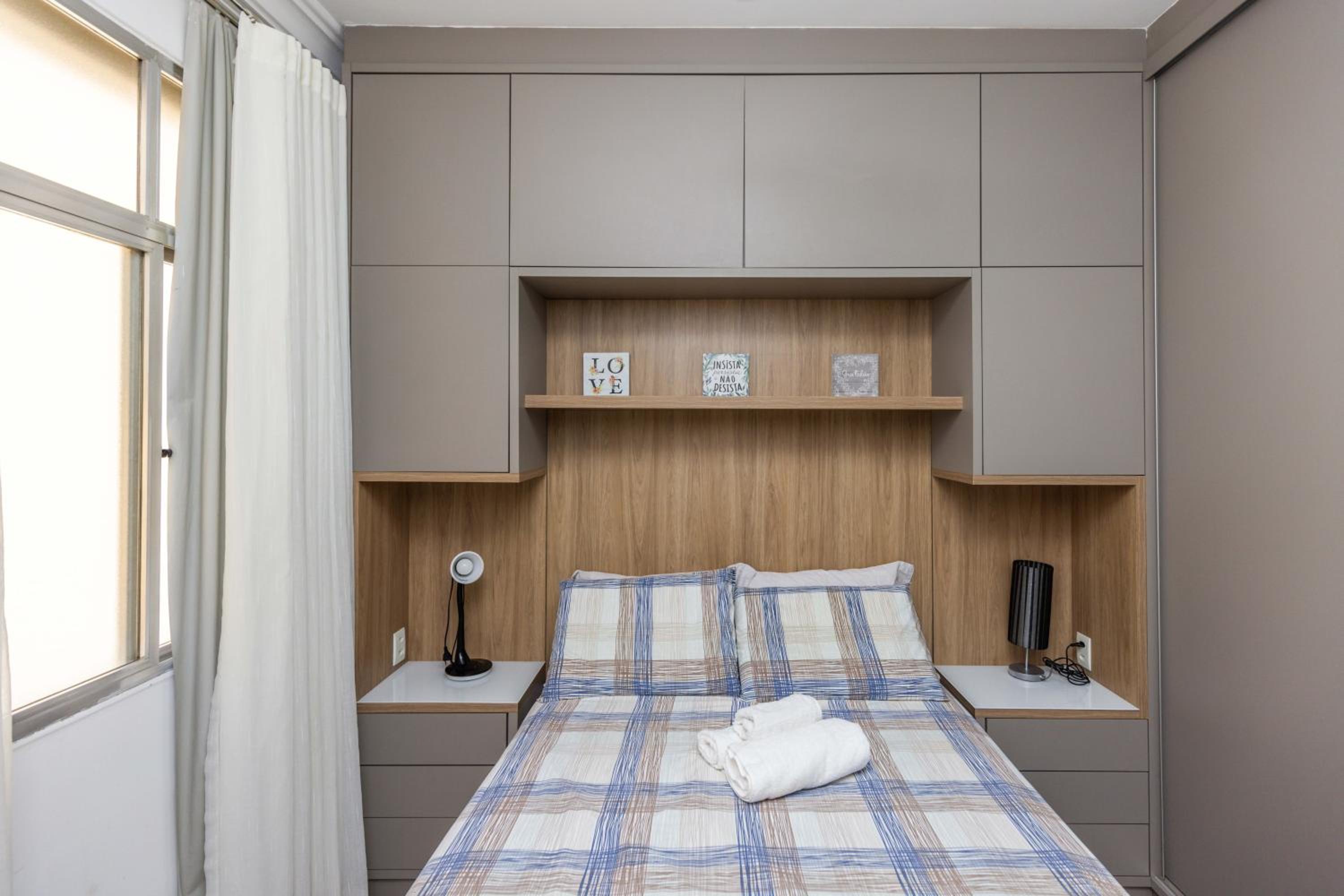Luxurious Copacabana - 5 mins away to the beach!