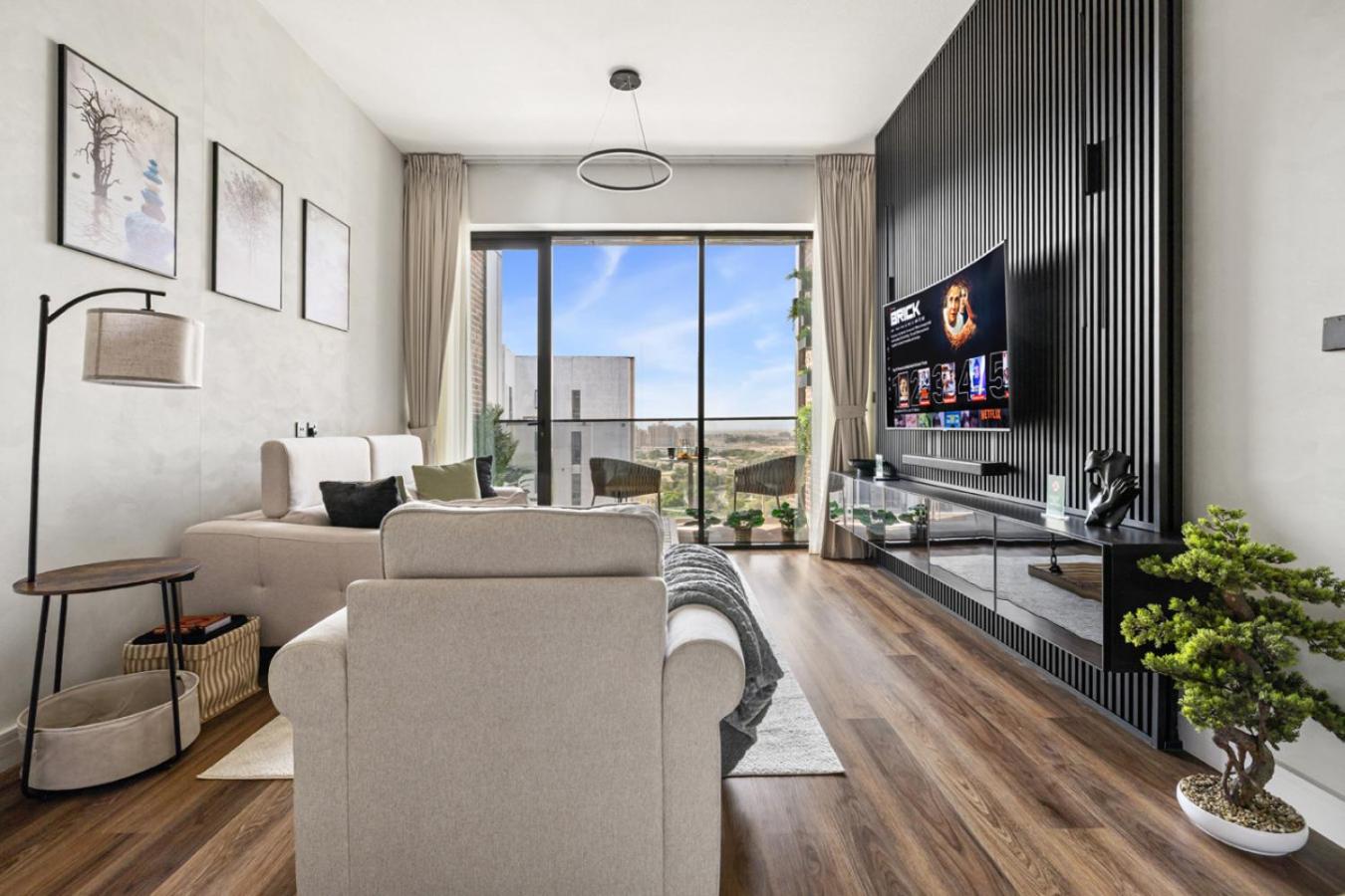 New 1BR with Rooftop Pool and Amazing View