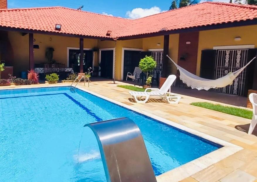 Casa grande a 600m da praia em Peruíbe