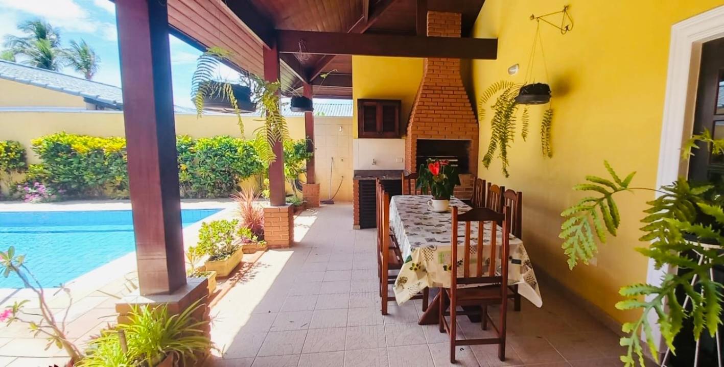 Casa grande a 600m da praia em Peruíbe