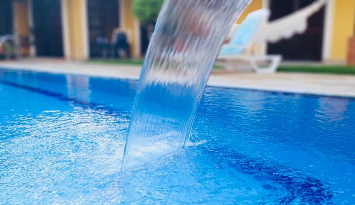 Casa grande a 600m da praia em Peruíbe