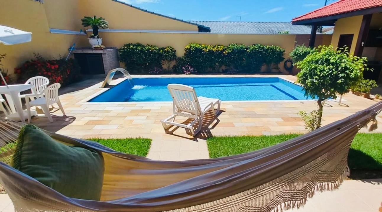 Casa grande a 600m da praia em Peruíbe