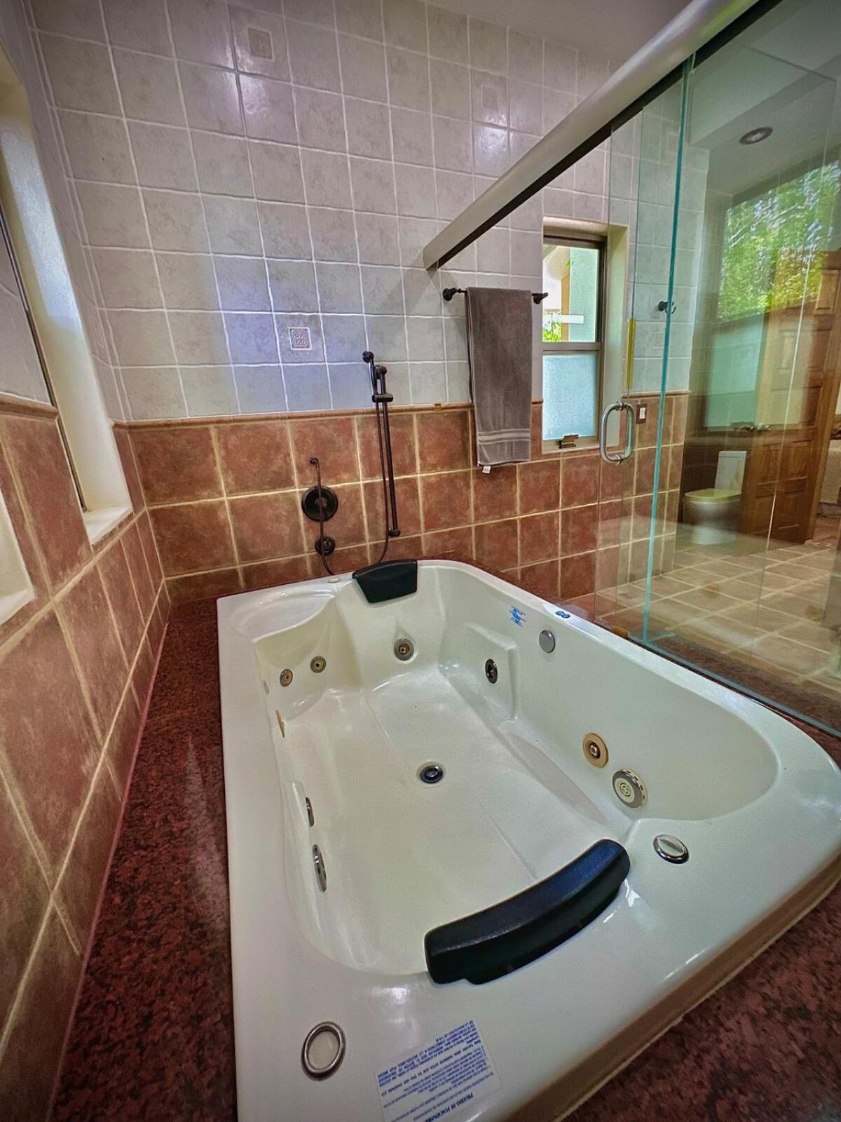 Penthouse en Huatulco con alberca, balcón, 5 min playa