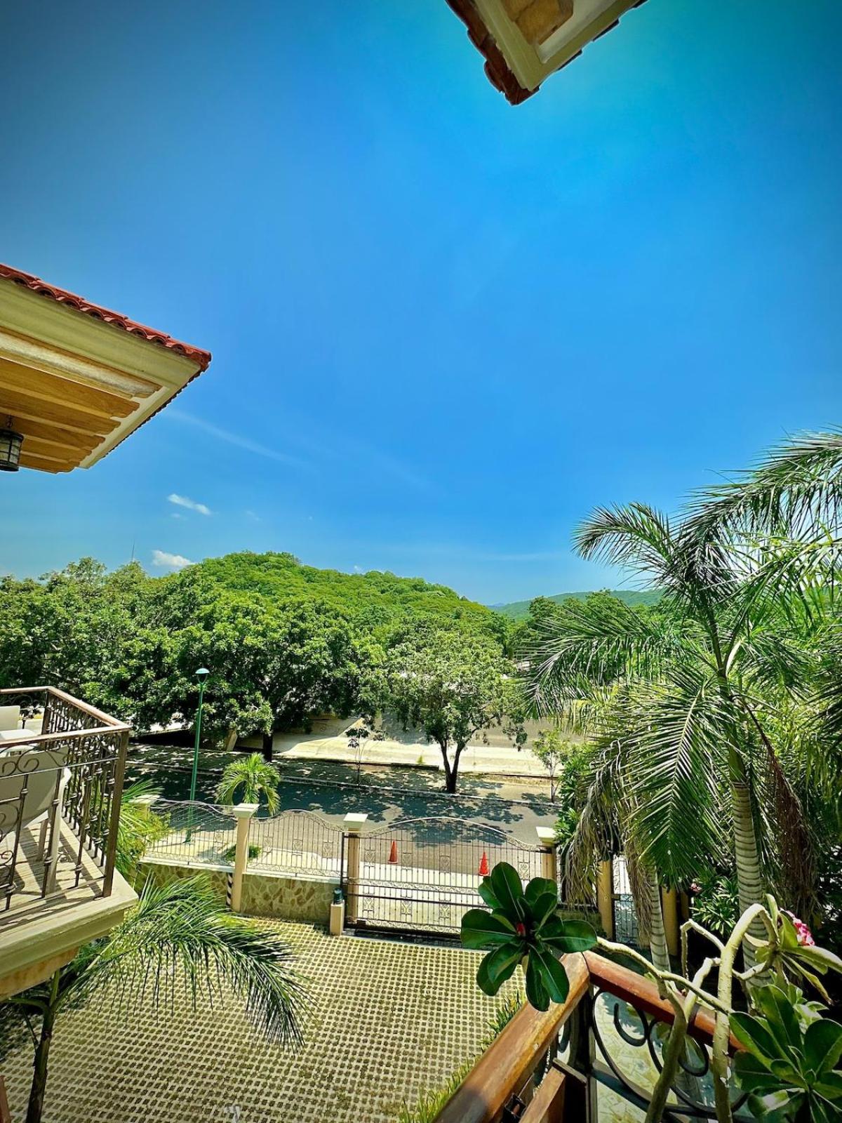 Penthouse en Huatulco con alberca, balcón, 5 min playa
