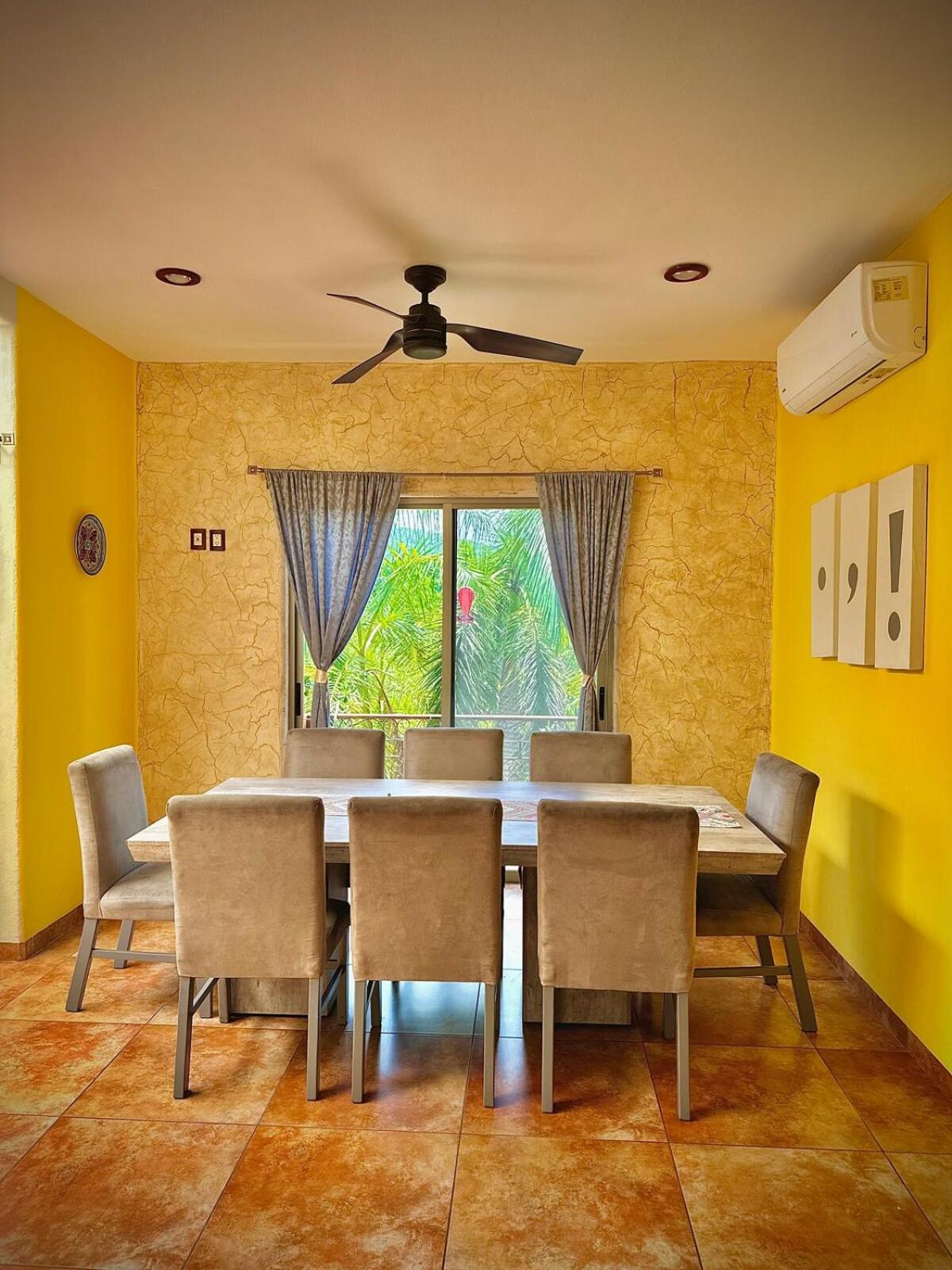 Penthouse en Huatulco con alberca, balcón, 5 min playa