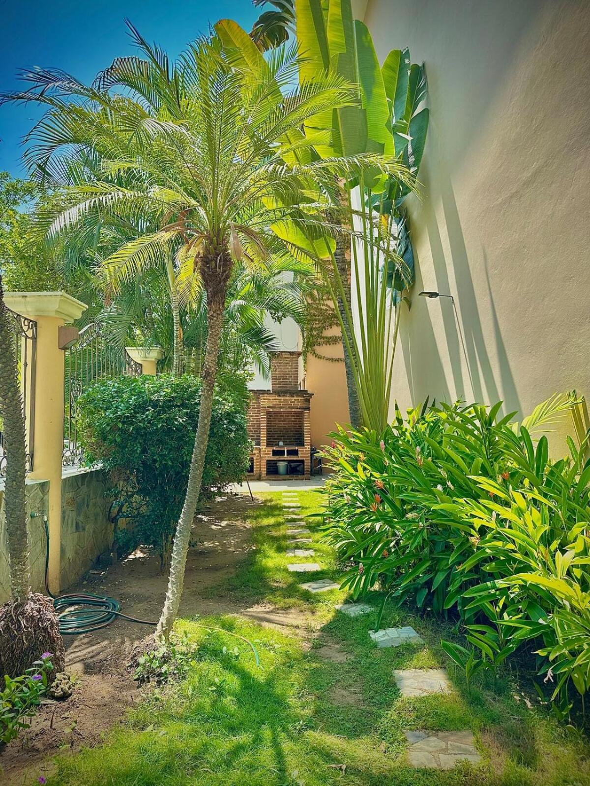 Penthouse en Huatulco con alberca, balcón, 5 min playa