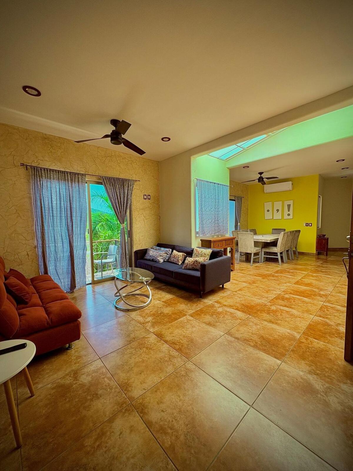 Penthouse en Huatulco con alberca, balcón, 5 min playa