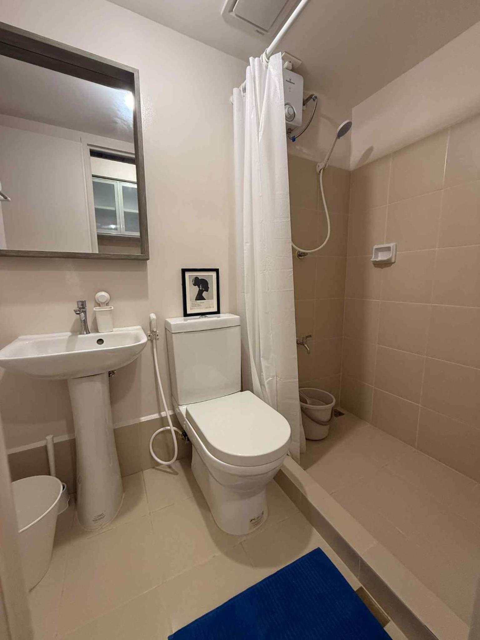 Urban Oasis Cozy Studio at Berkeley Suites South Forbes Nuvali