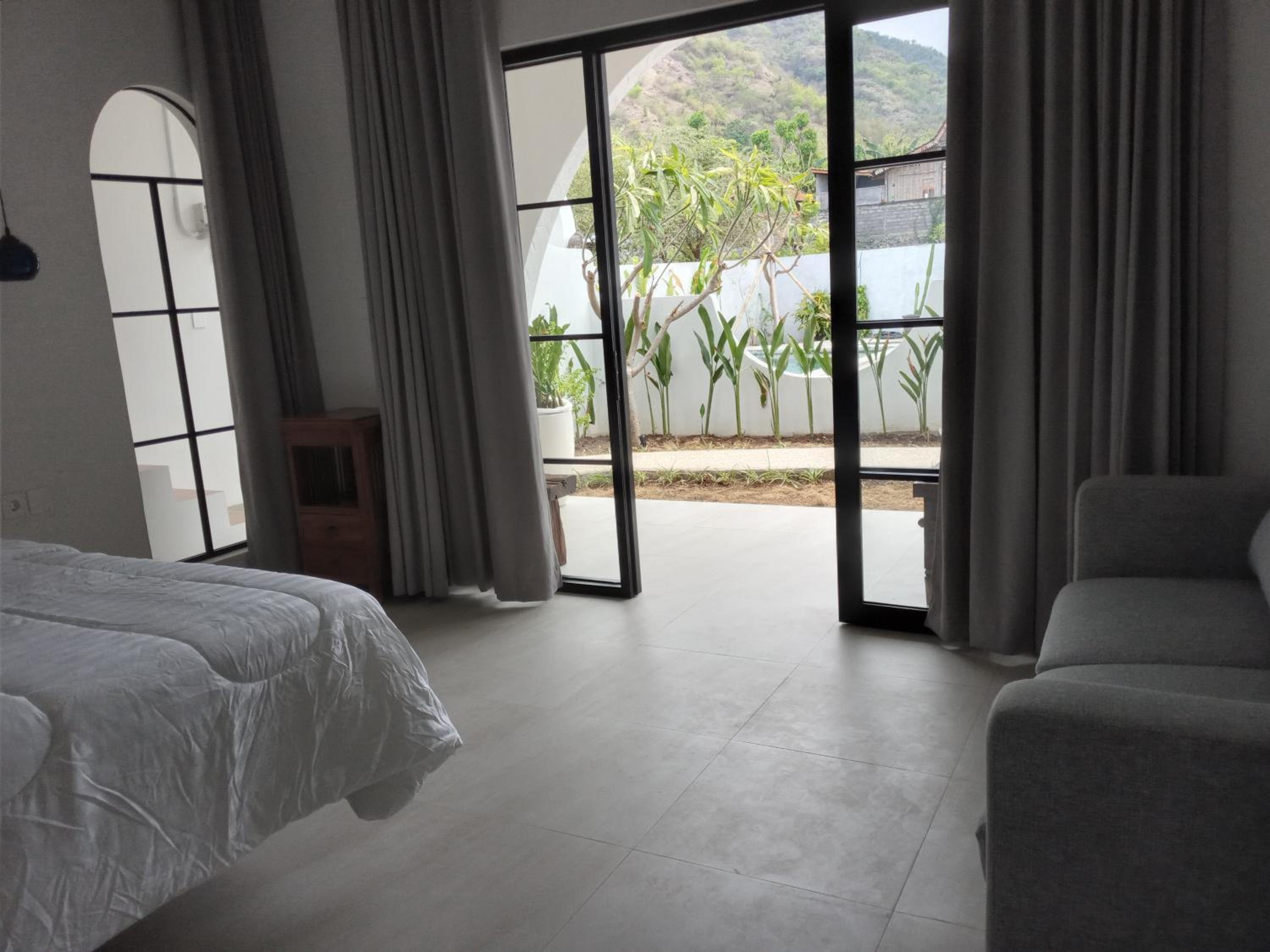 Bnaya Villas Riverside