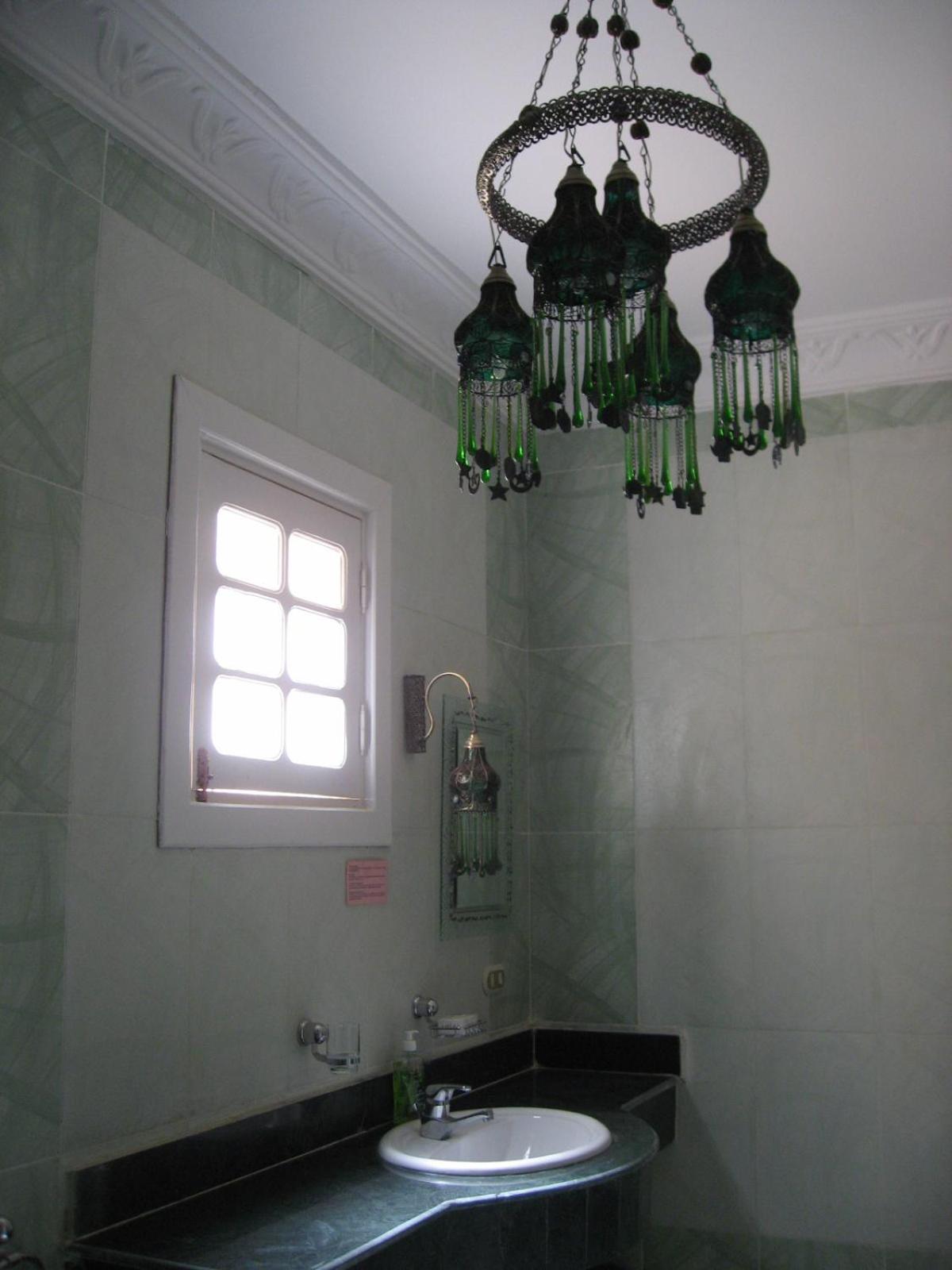 Photo 51