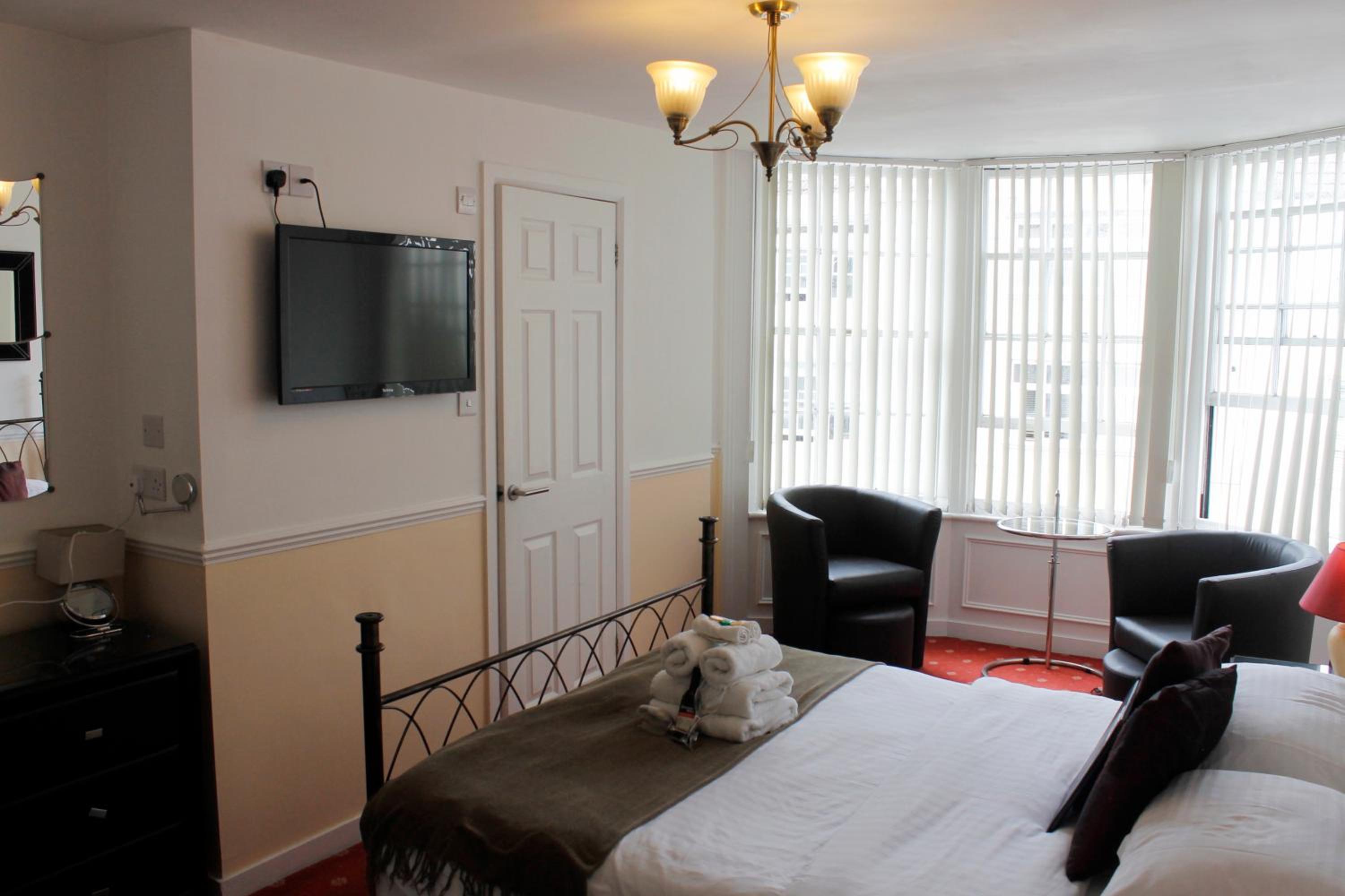 Kempfield House view 3
