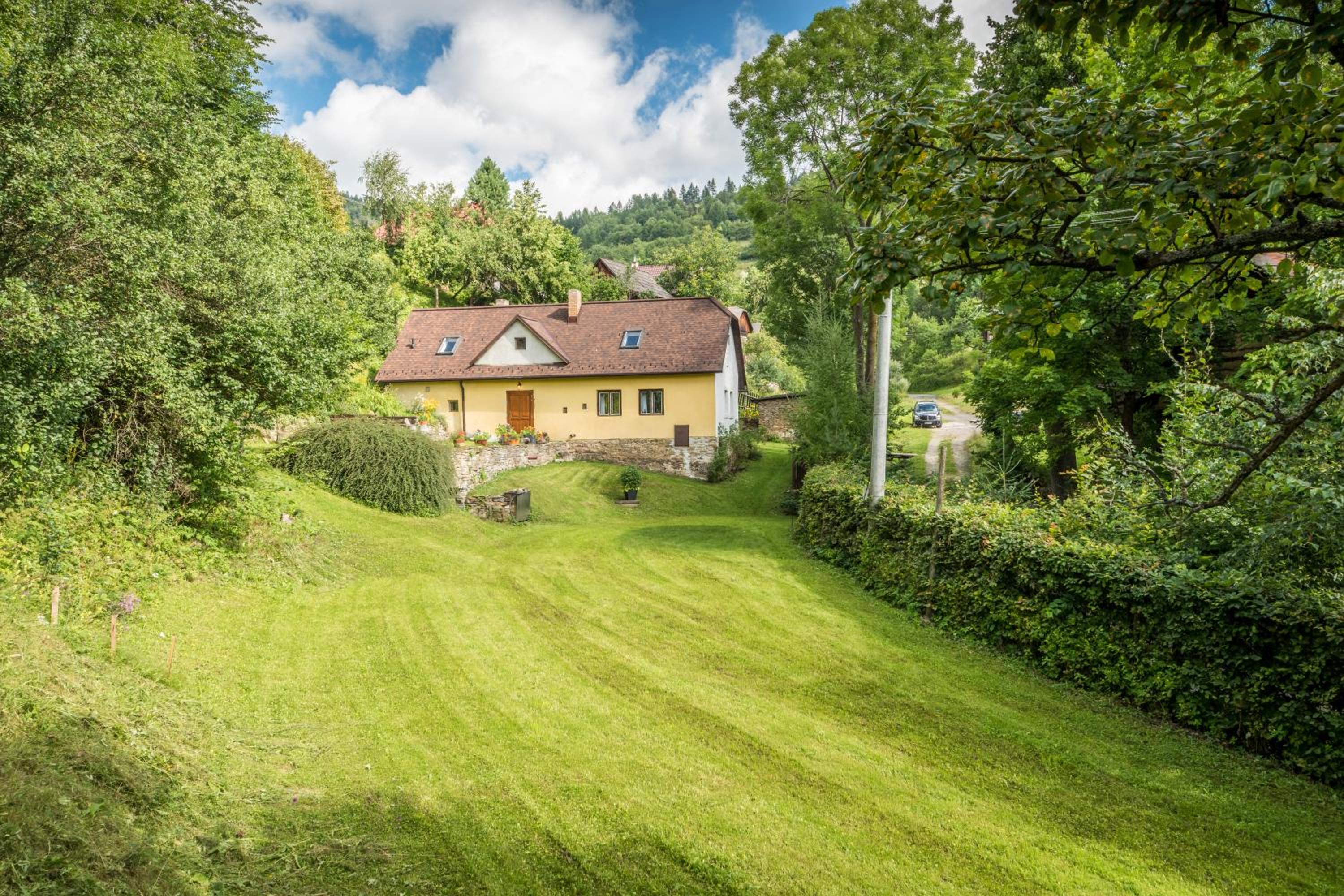 Country House Fort Lacnov view 4