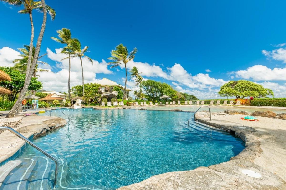 New! Watch Pacific Ocean sunrise from the comfort of your private ocean view lanai with coffee in hand!