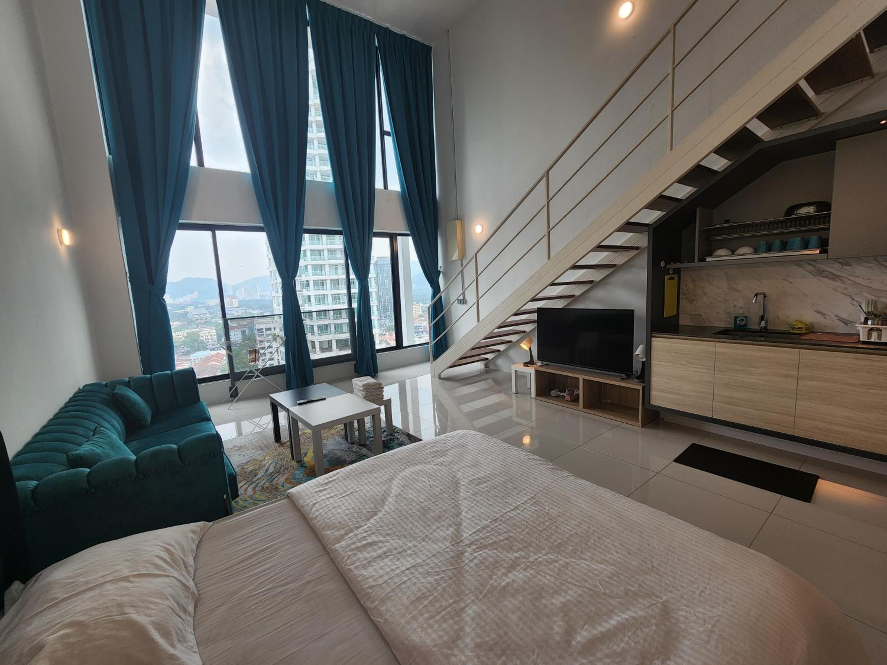 Sunrise Gurney Spacious Comfort Suite - Penang Gurney Drive