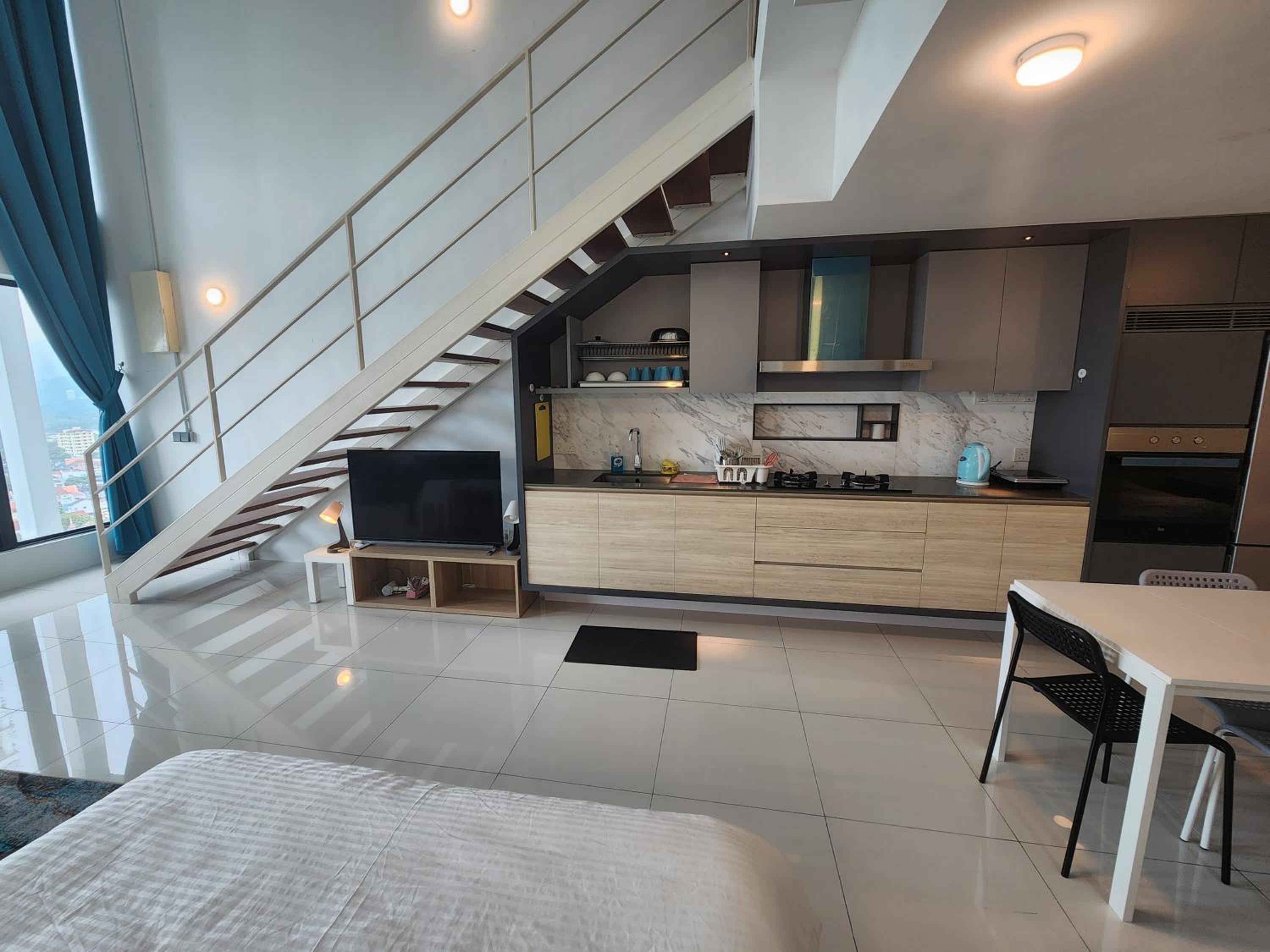 Sunrise Gurney Spacious Comfort Suite - Penang Gurney Drive