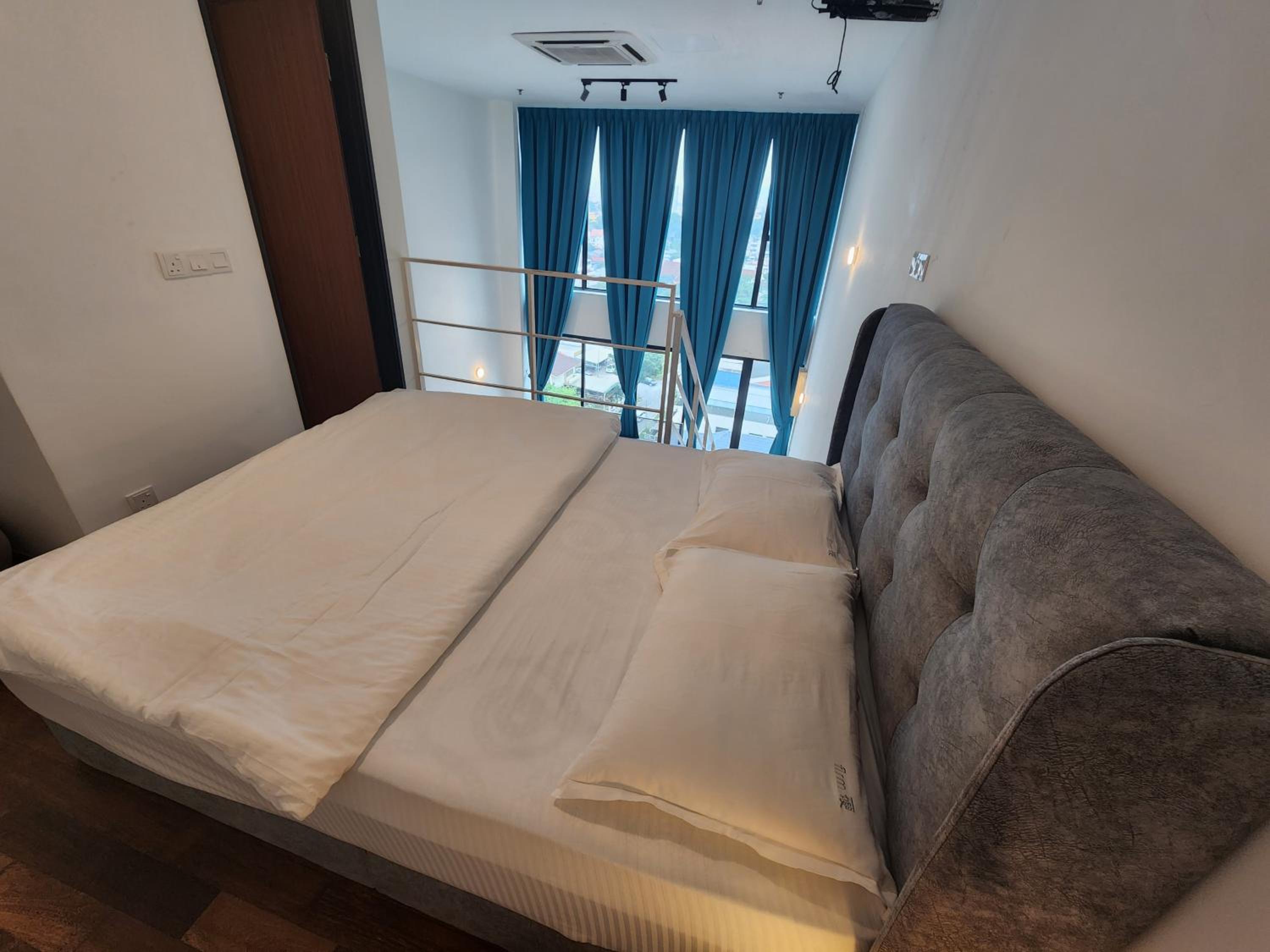 Sunrise Gurney Spacious Comfort Suite - Penang Gurney Drive