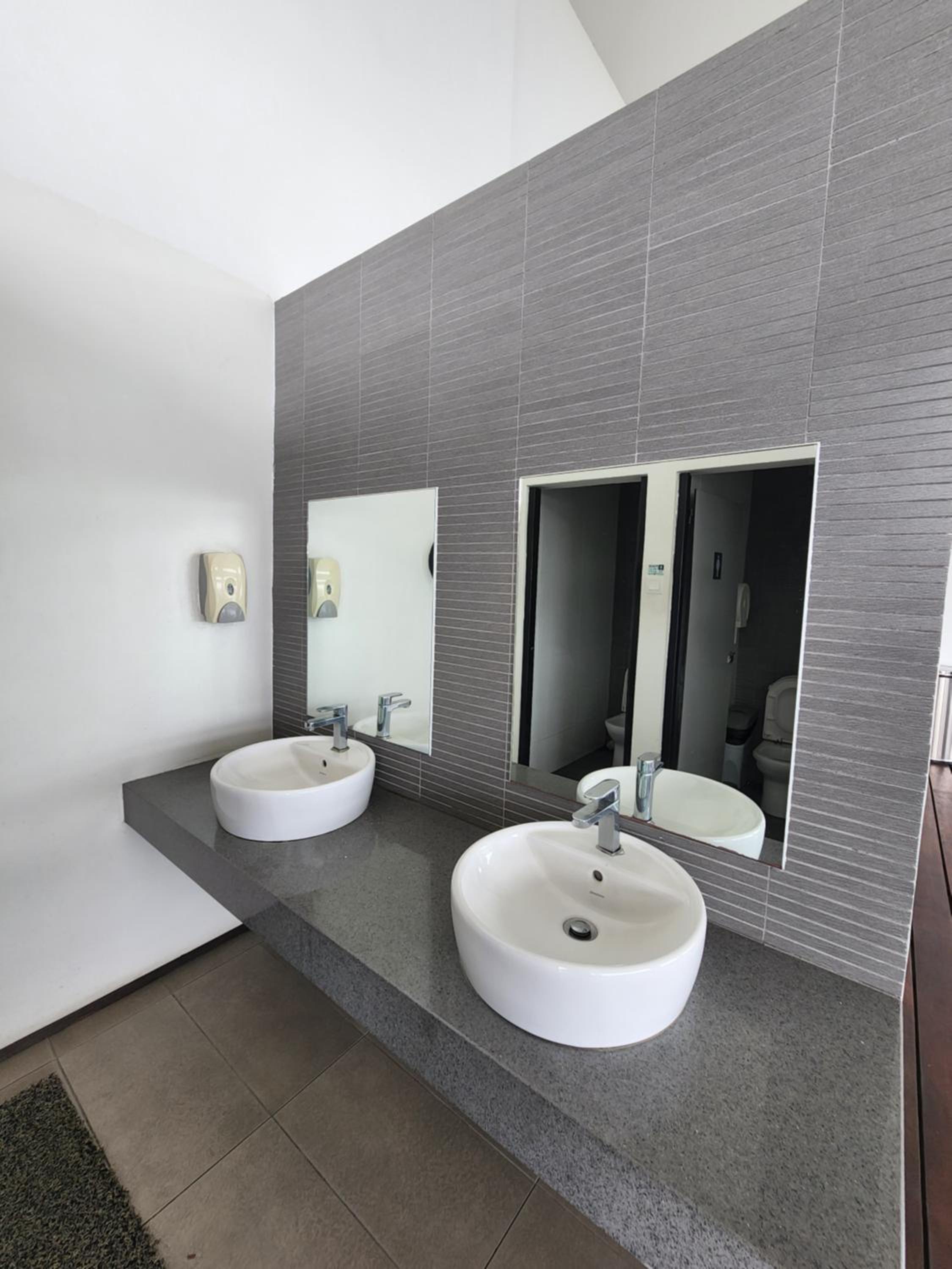 Sunrise Gurney Spacious Comfort Suite - Penang Gurney Drive